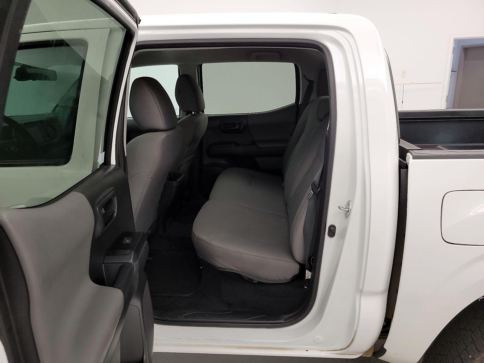Thumbnail: 2023 Toyota Tacoma - 19