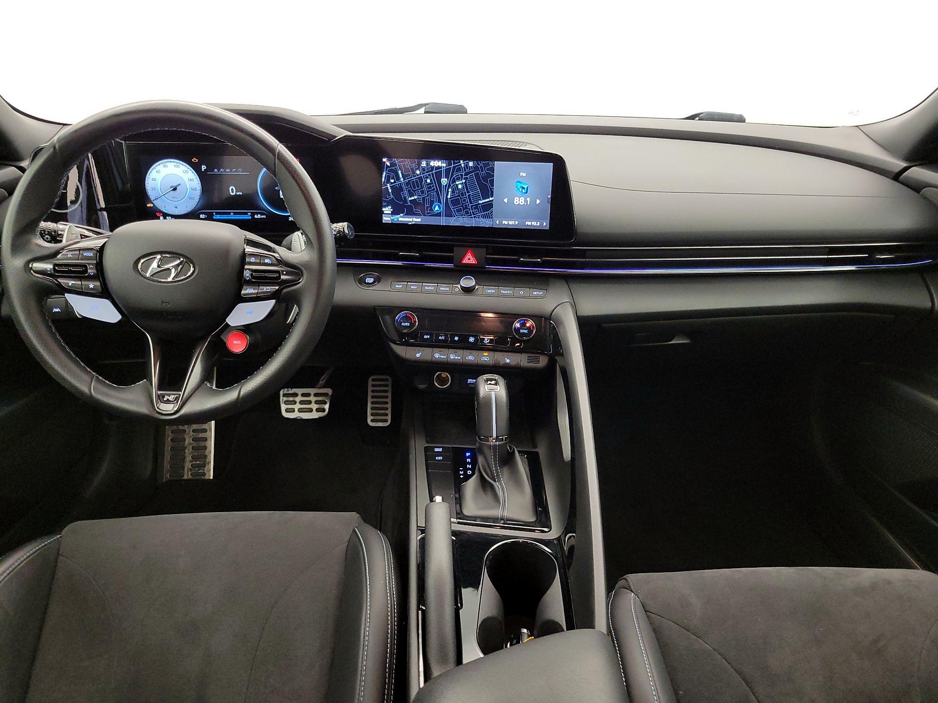 Thumbnail: 2022 Hyundai Elantra - 9