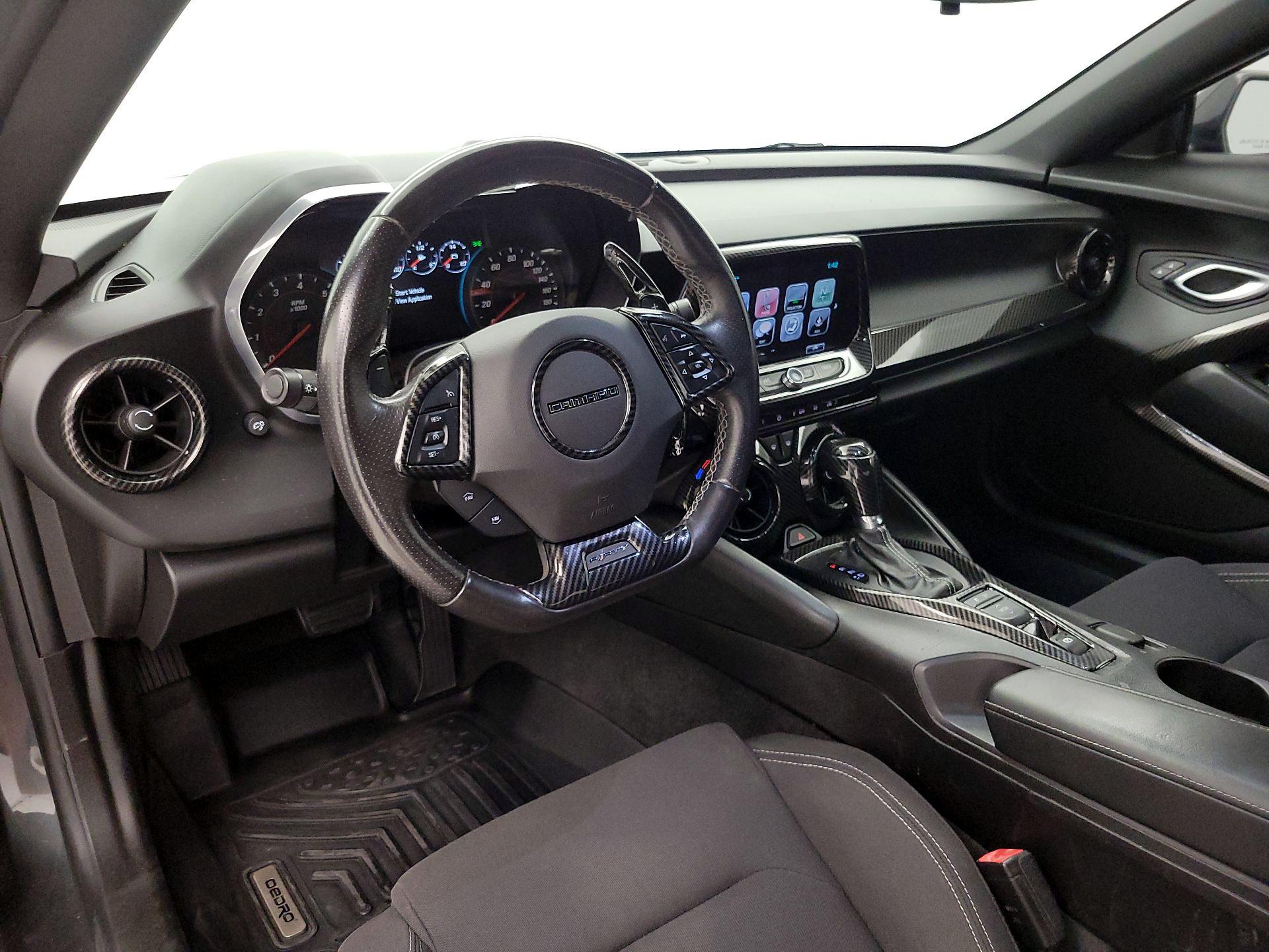 Thumbnail: 2017 Chevrolet Camaro - 9