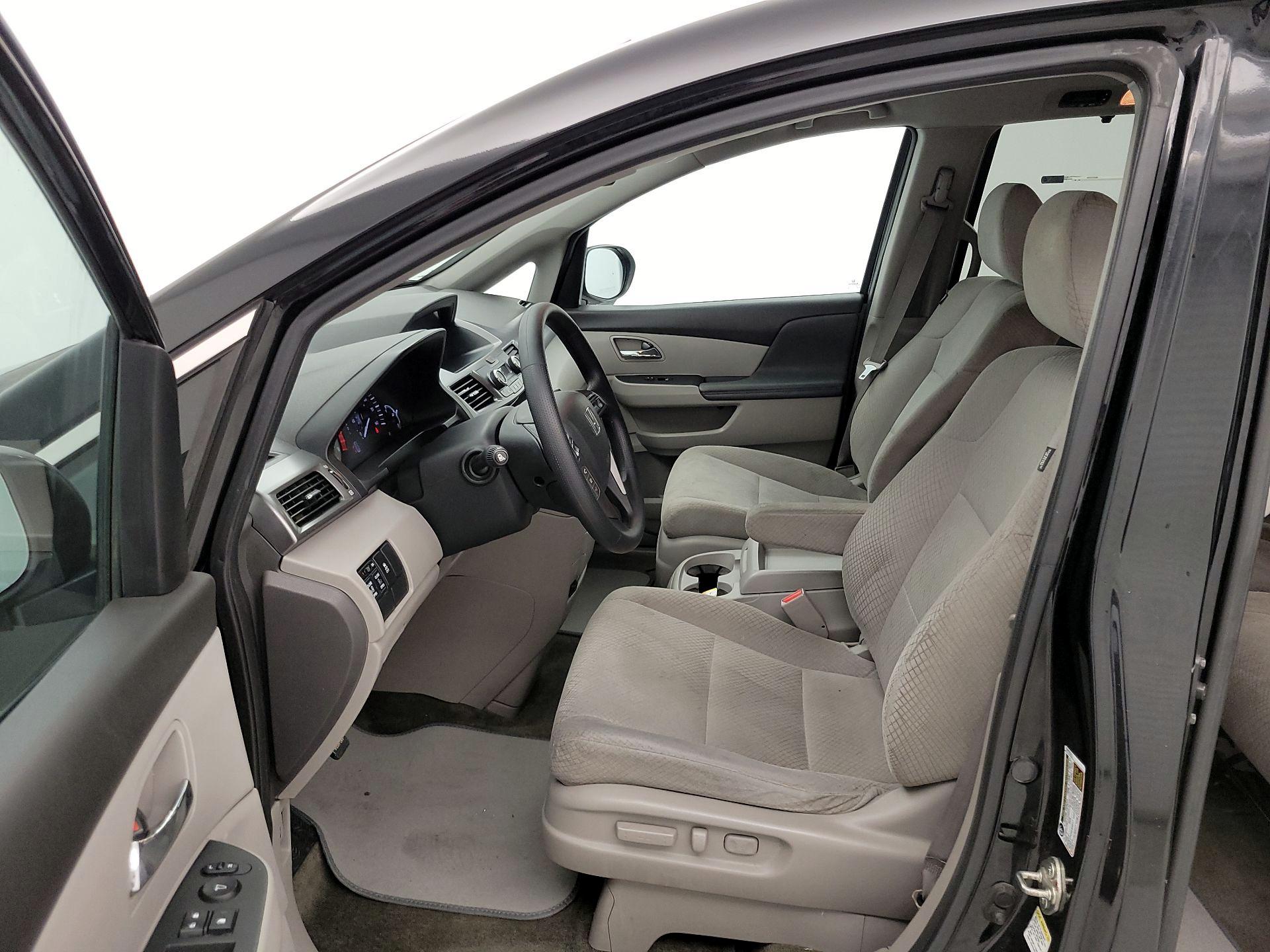 Thumbnail: 2014 Honda Odyssey - 11