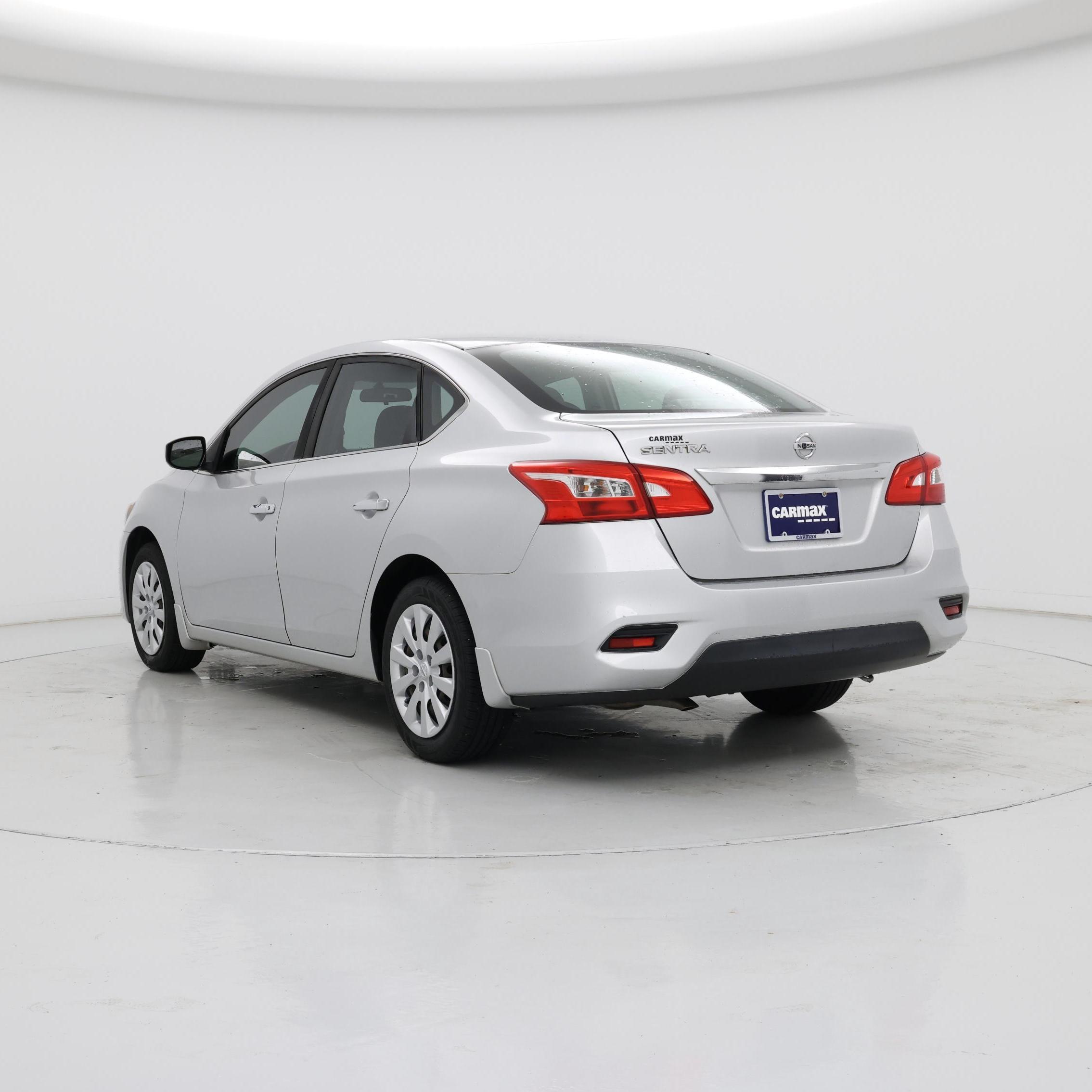 Thumbnail: 2017 Nissan Sentra - 2
