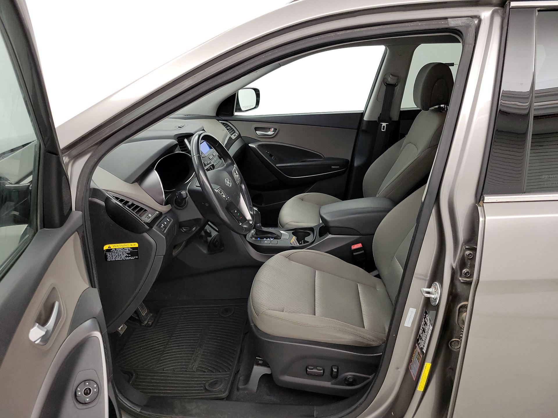 Thumbnail: 2013 Hyundai Santa Fe - 11