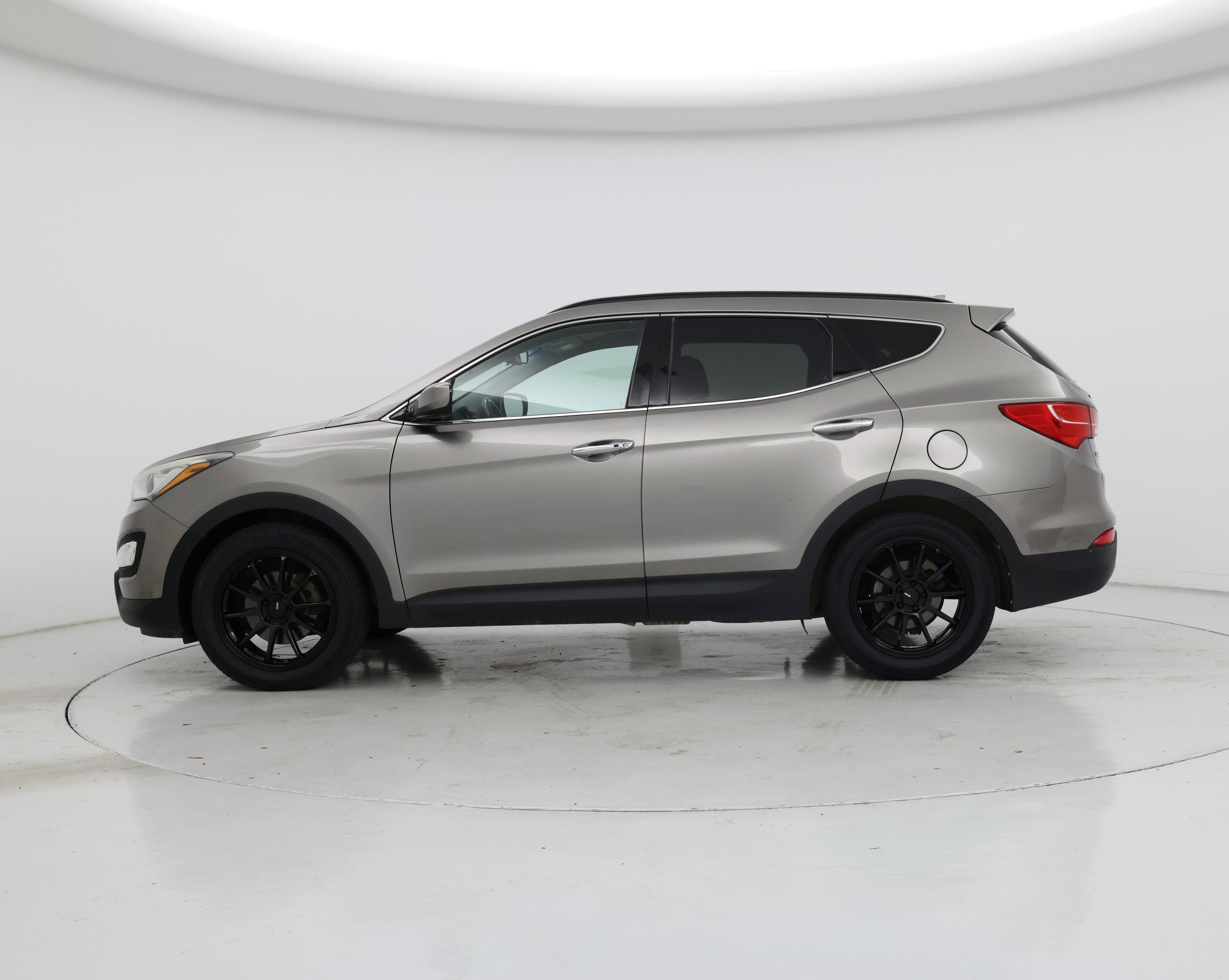 Thumbnail: 2013 Hyundai Santa Fe - 3
