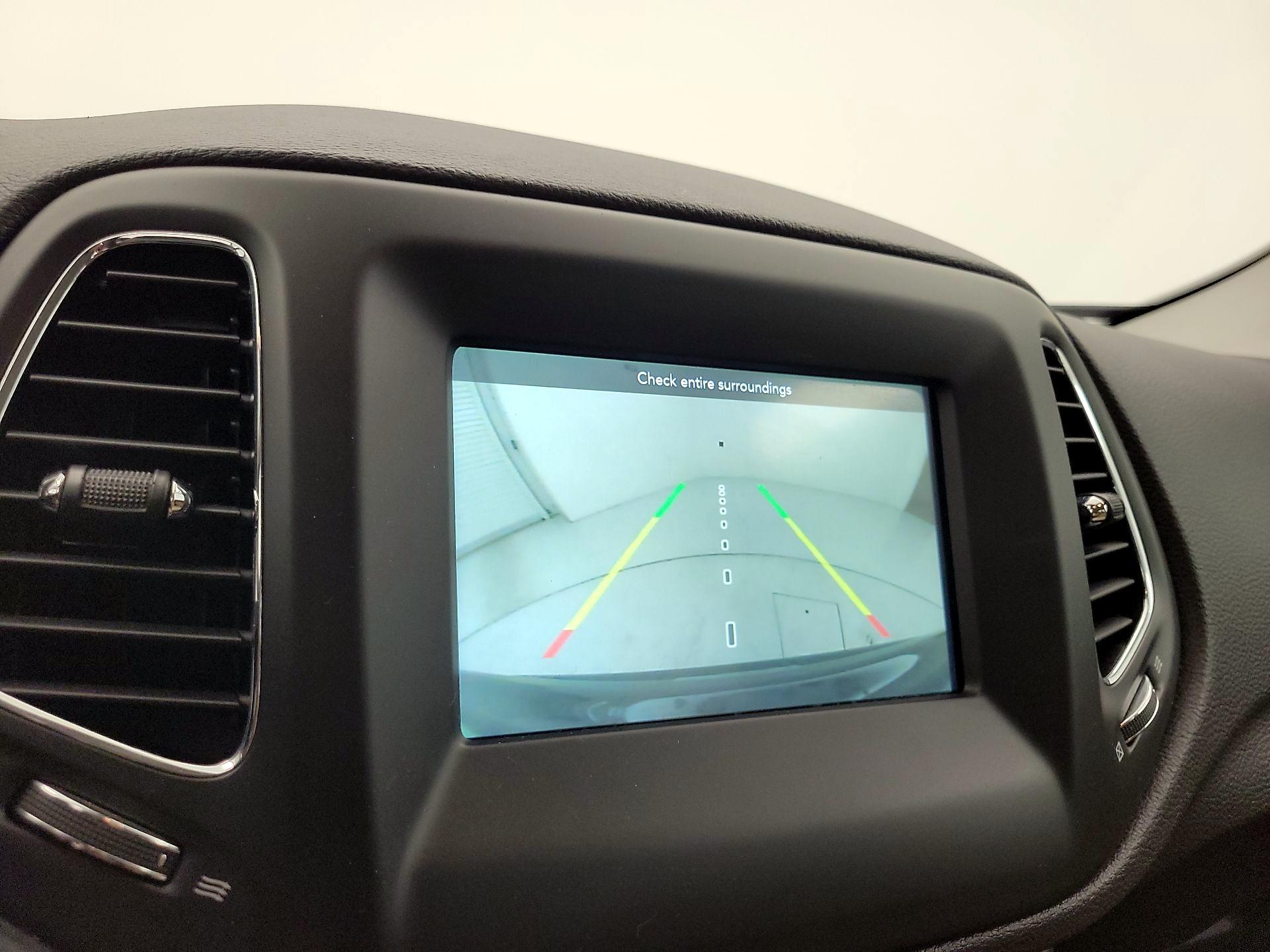 Thumbnail: 2020 Jeep Compass - 14