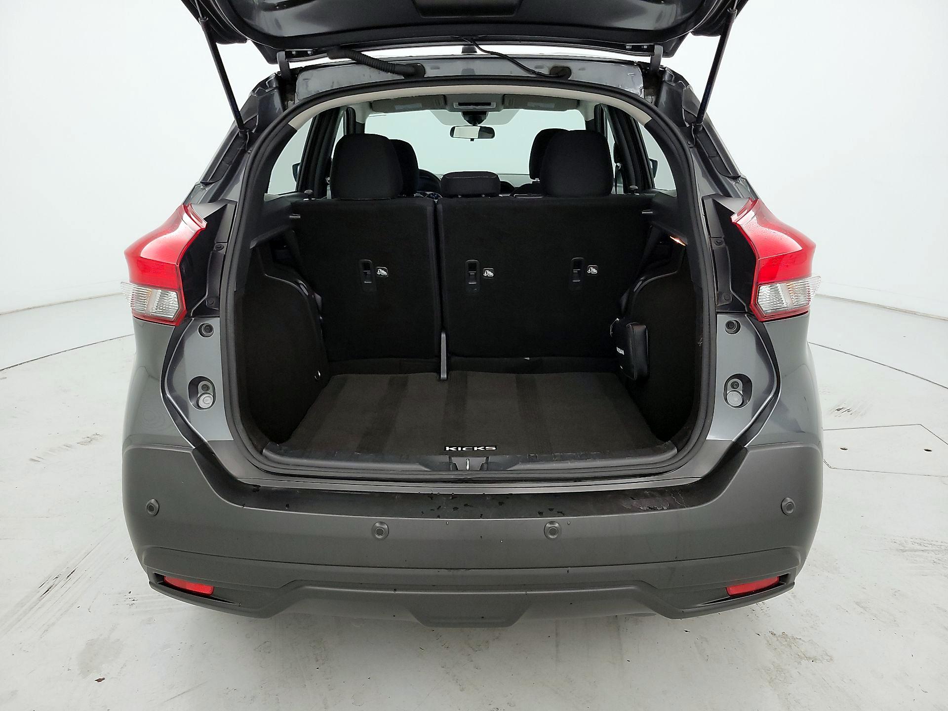 Thumbnail: 2020 Nissan Kicks - 20