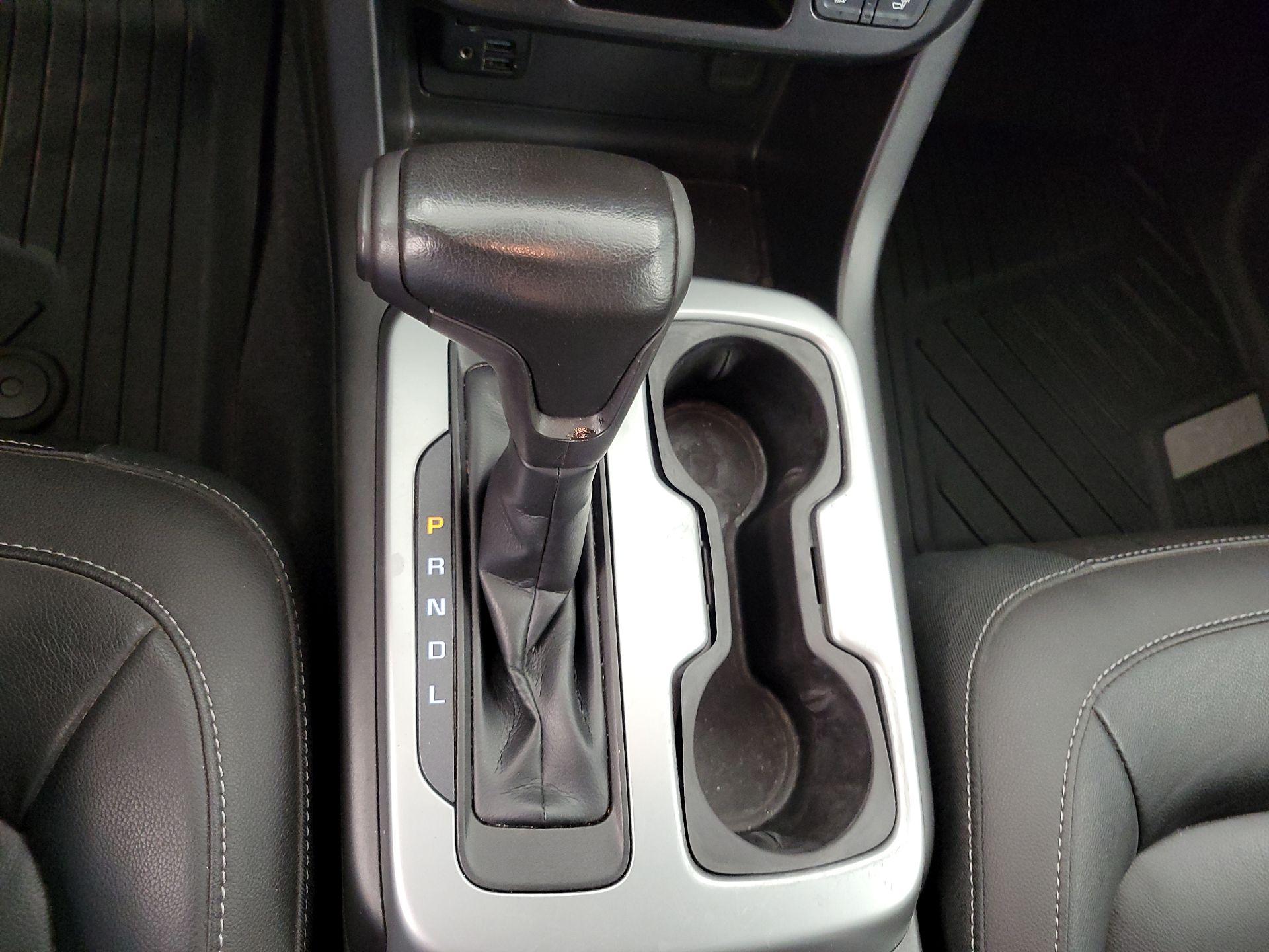 Thumbnail: 2019 Chevrolet Colorado - 18