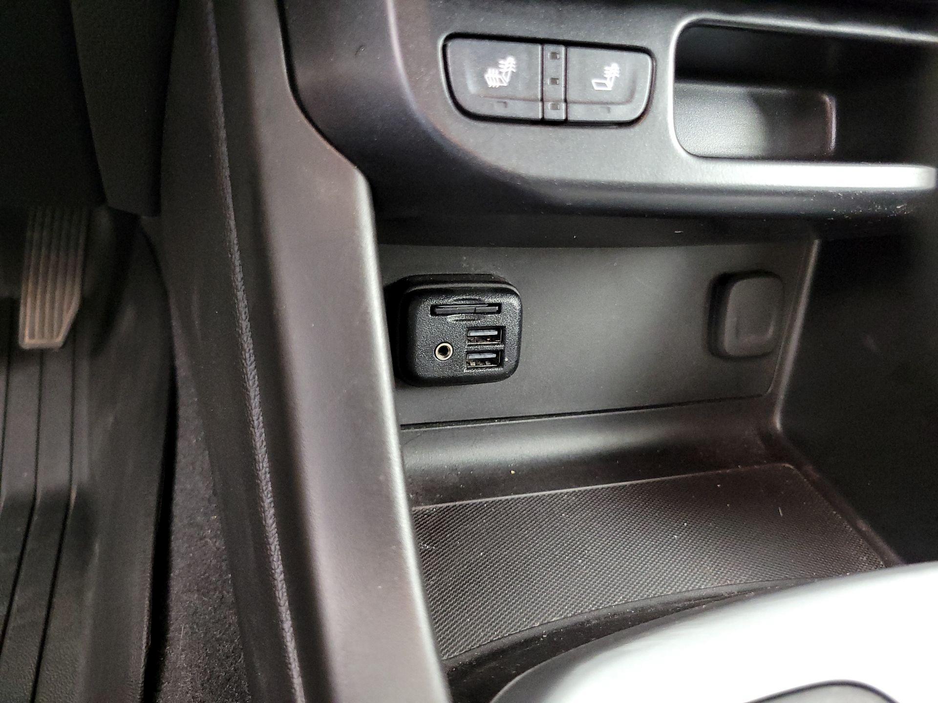 Thumbnail: 2019 Chevrolet Colorado - 19