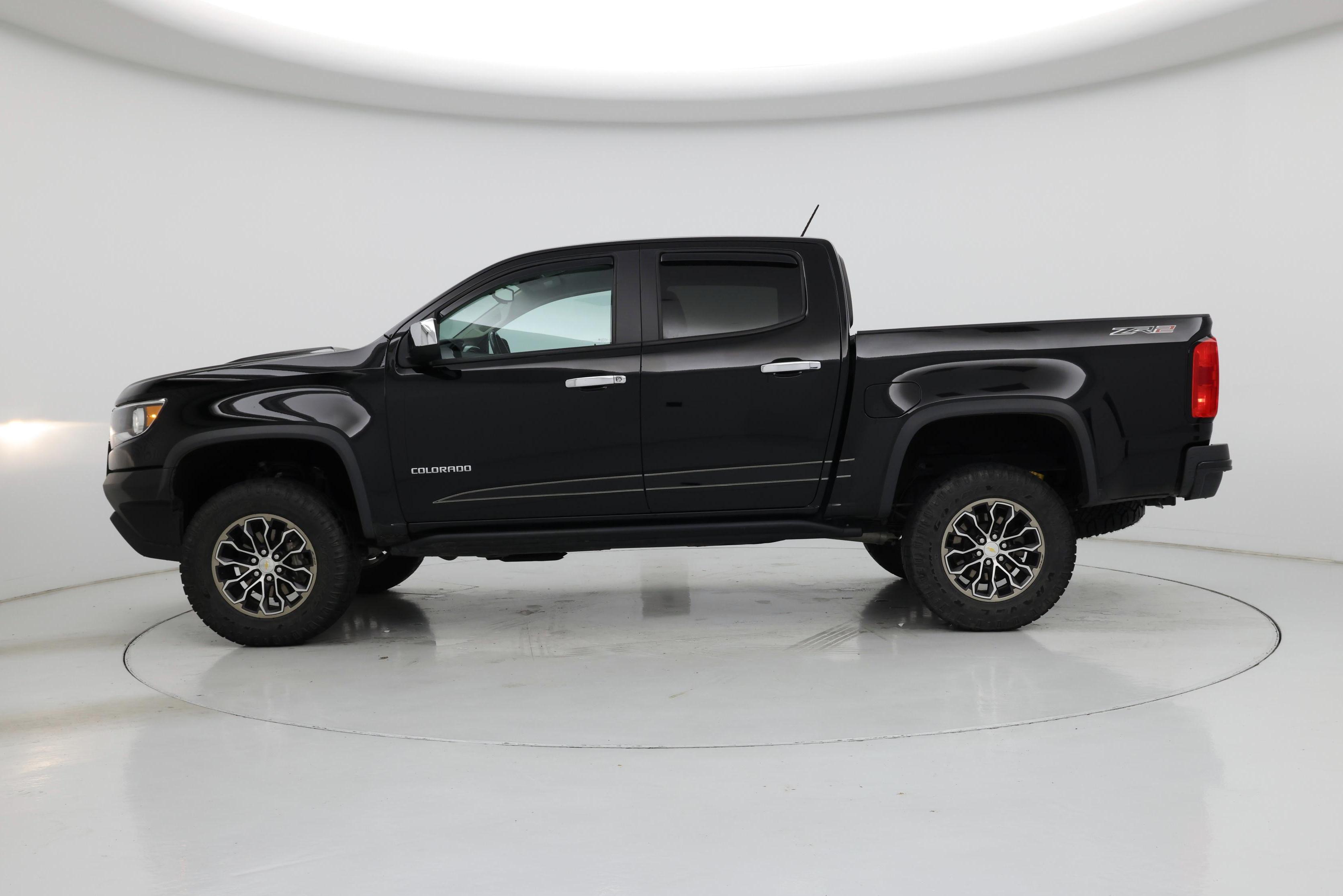 Thumbnail: 2019 Chevrolet Colorado - 3