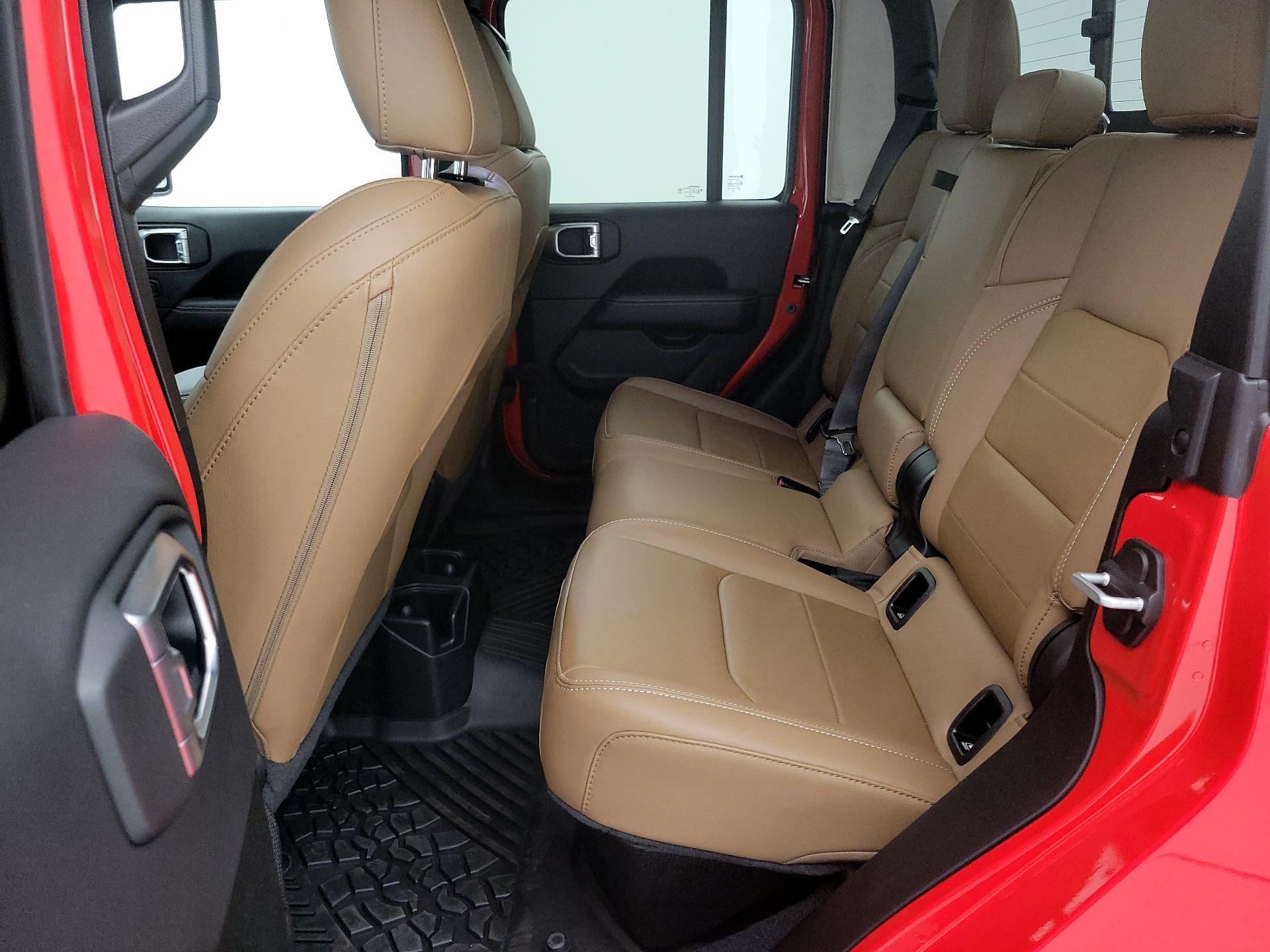 Thumbnail: 2021 Jeep Gladiator - 20