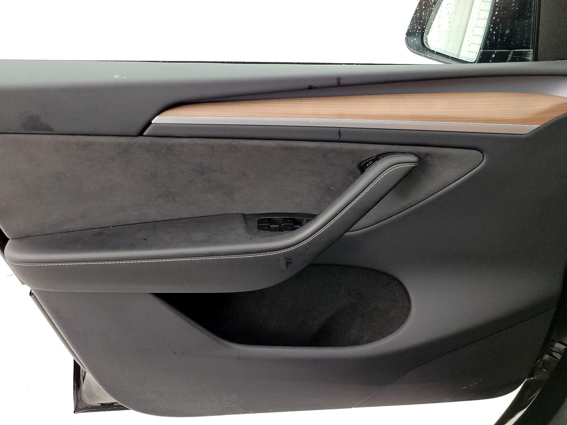 Thumbnail: 2025 Tesla Model Y - 12