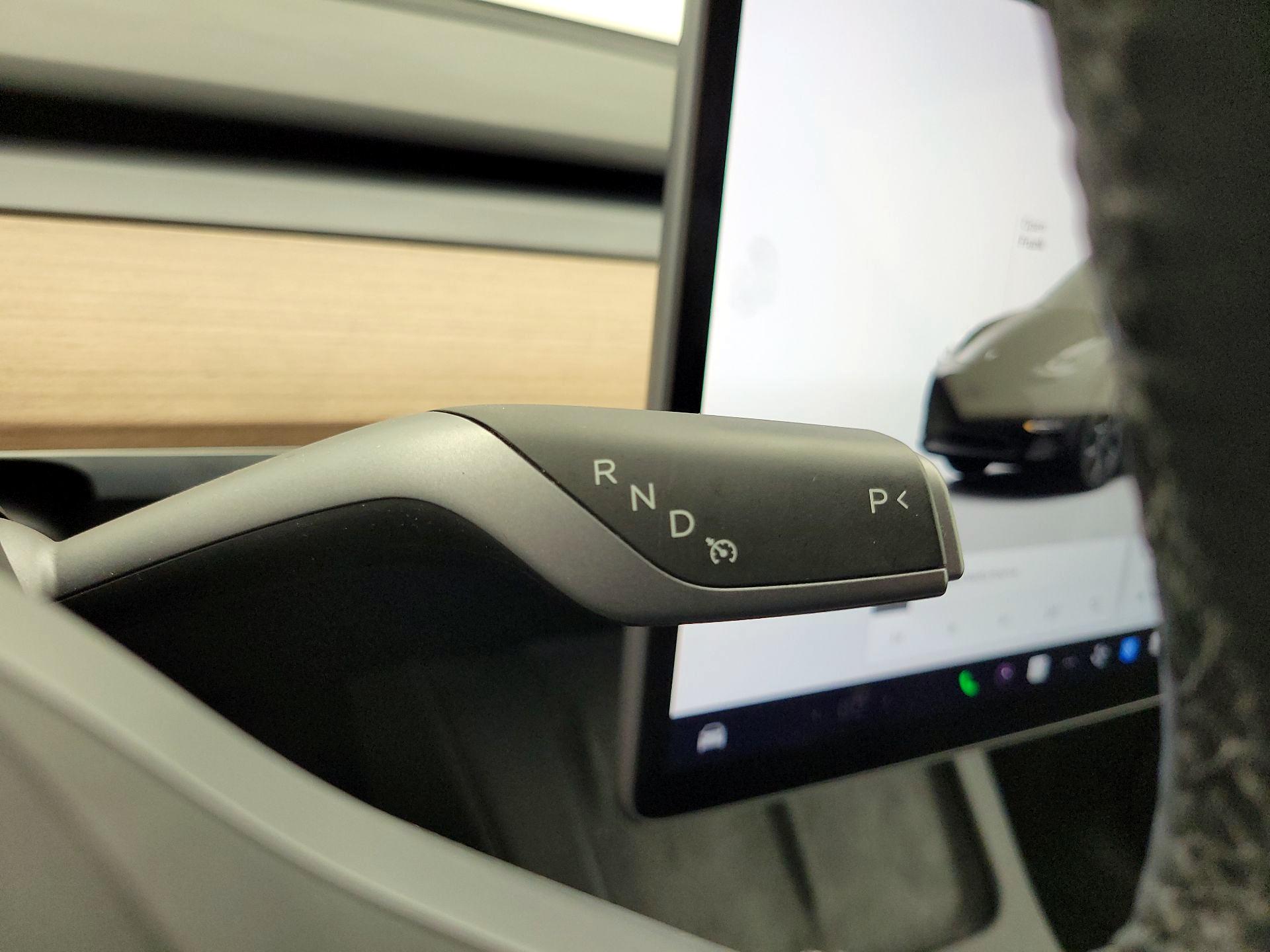 Thumbnail: 2025 Tesla Model Y - 17
