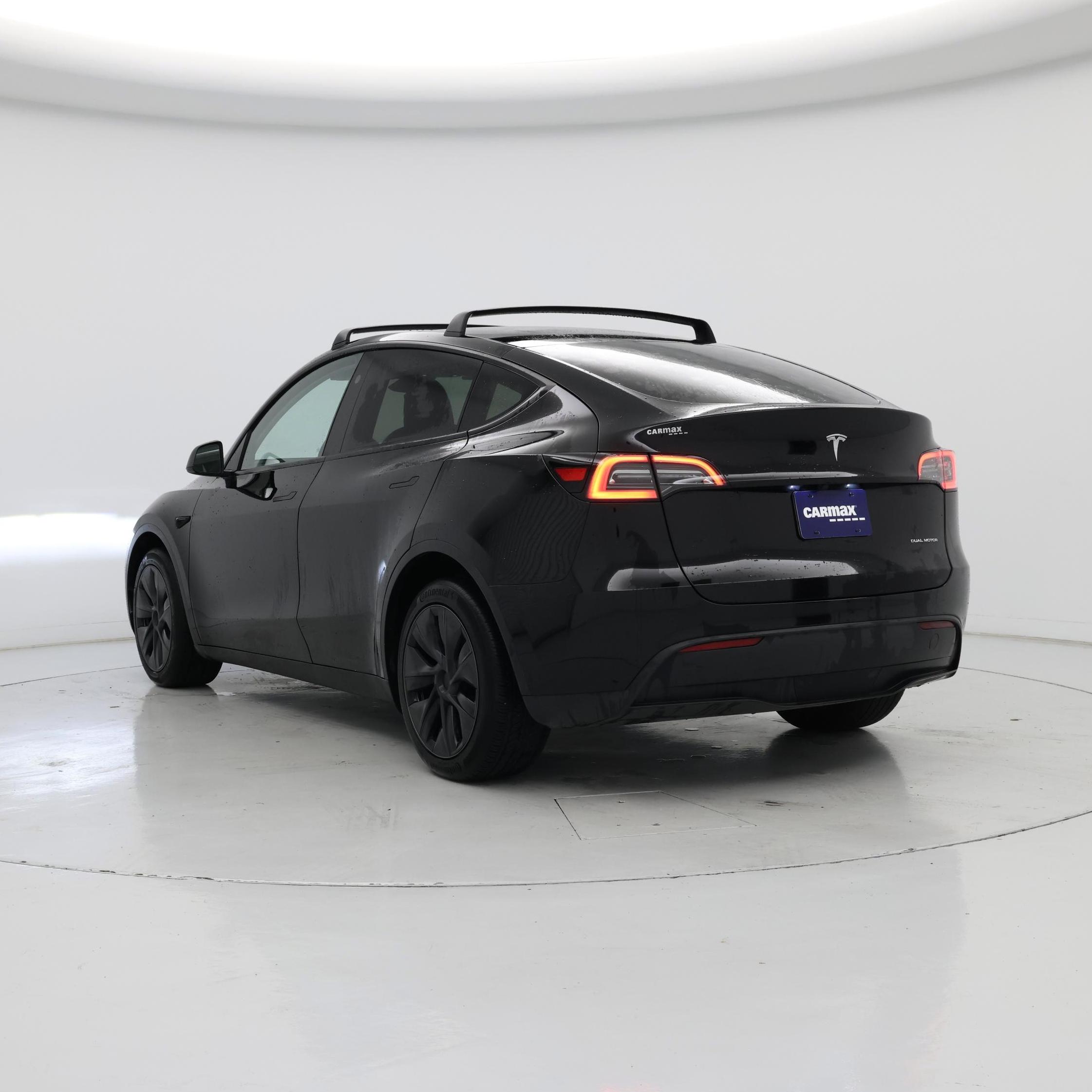 Thumbnail: 2025 Tesla Model Y - 2