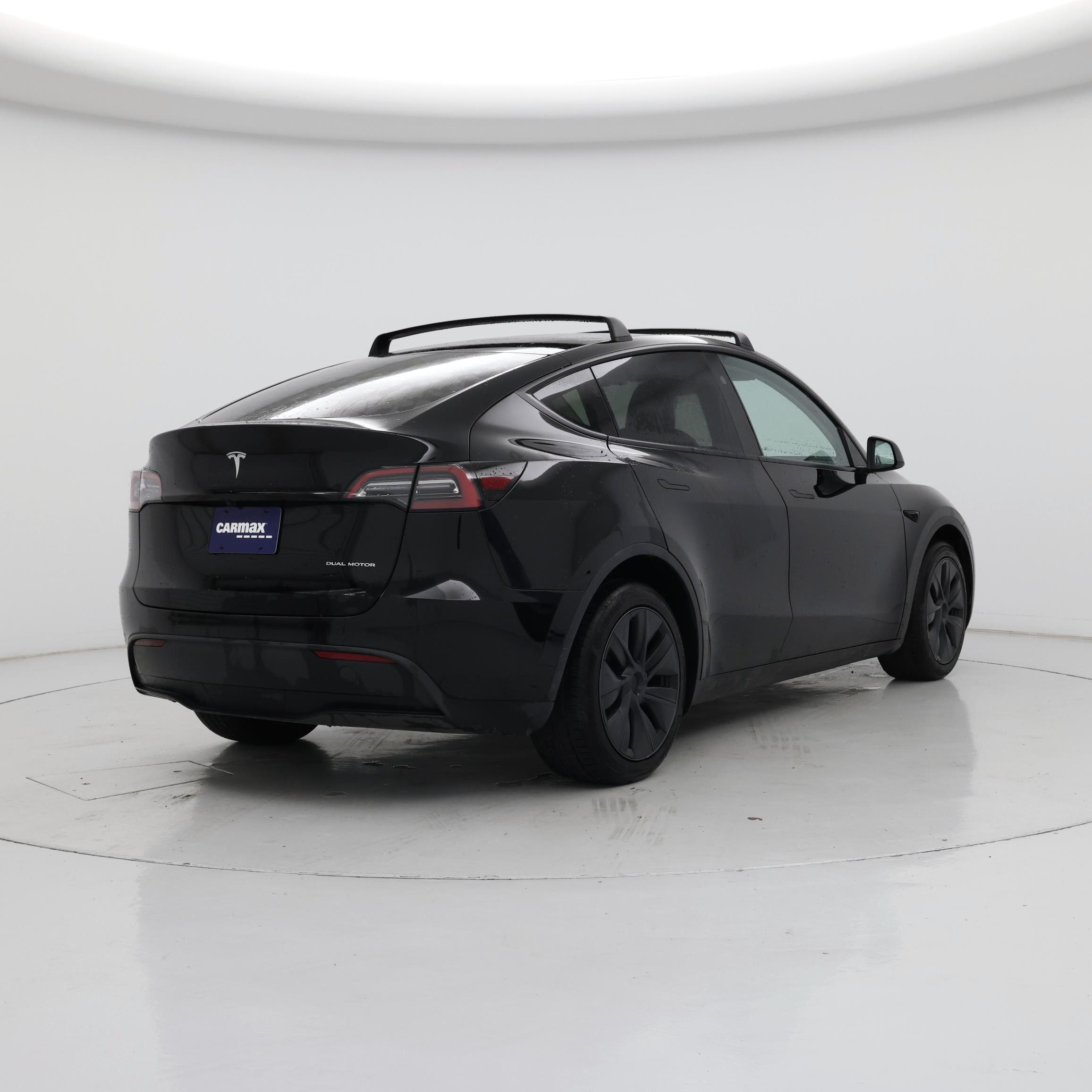 Thumbnail: 2025 Tesla Model Y - 8