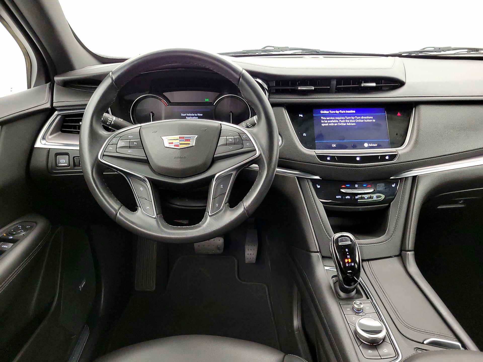 Thumbnail: 2021 Cadillac XT5 - 10
