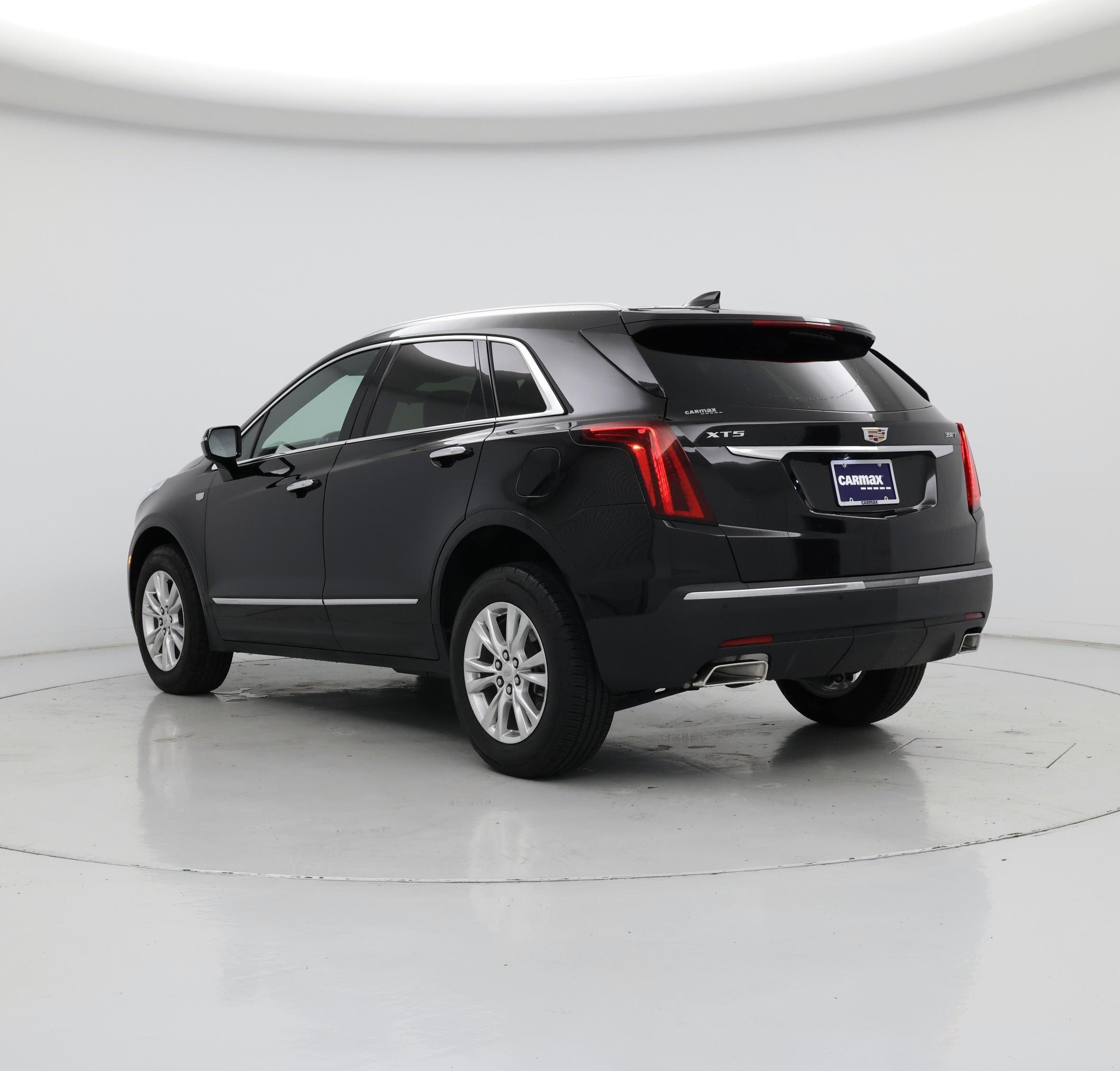 Thumbnail: 2021 Cadillac XT5 - 2