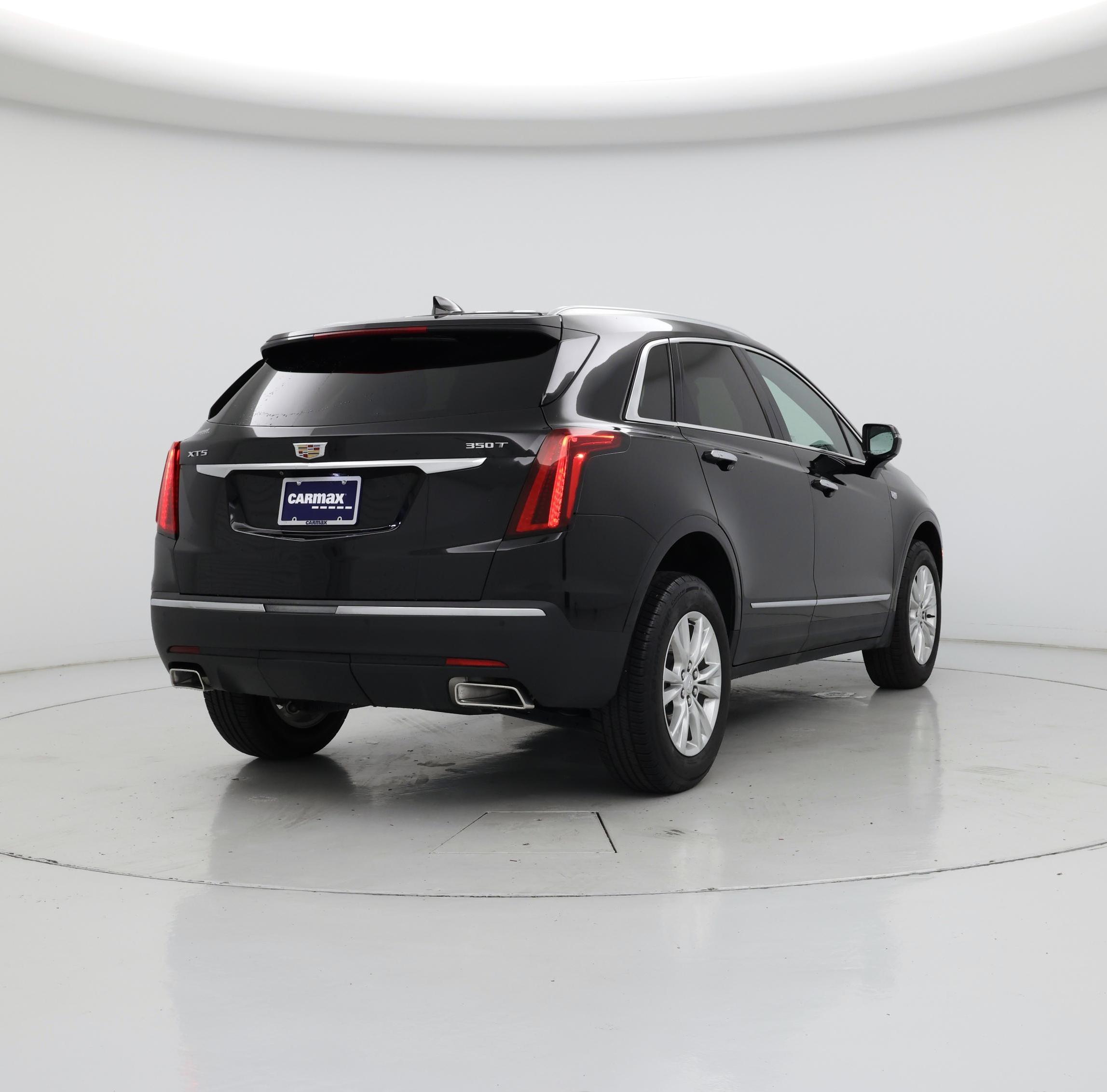 Thumbnail: 2021 Cadillac XT5 - 8