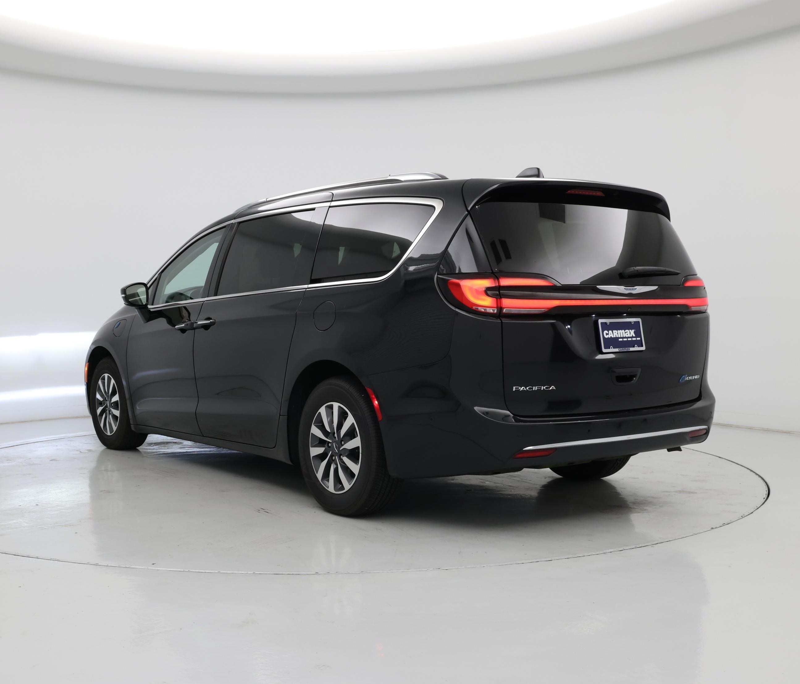 Thumbnail: 2021 Chrysler Pacifica - 2