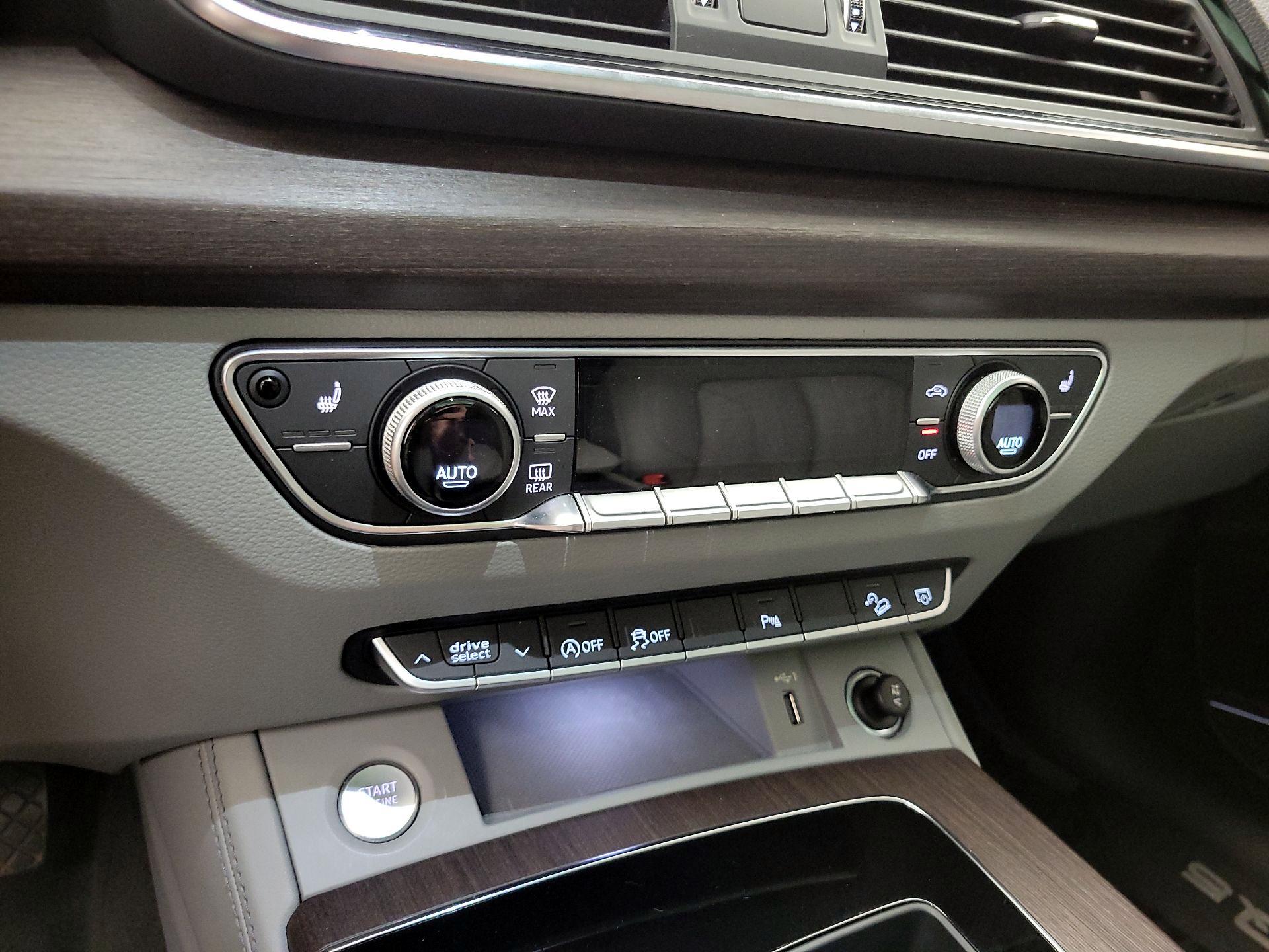 Thumbnail: 2023 Audi Q5 - 16