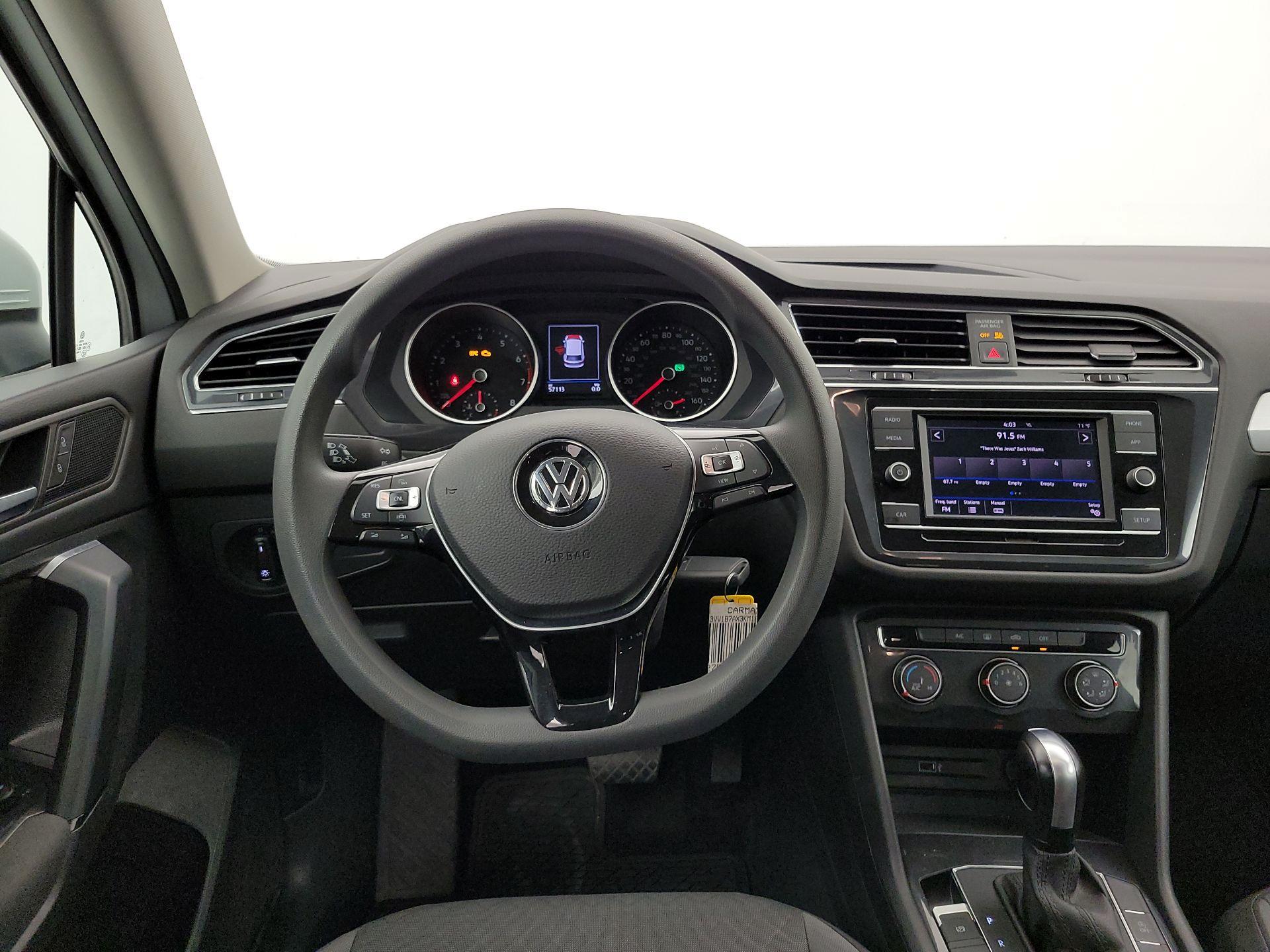 Thumbnail: 2019 Volkswagen Tiguan - 10