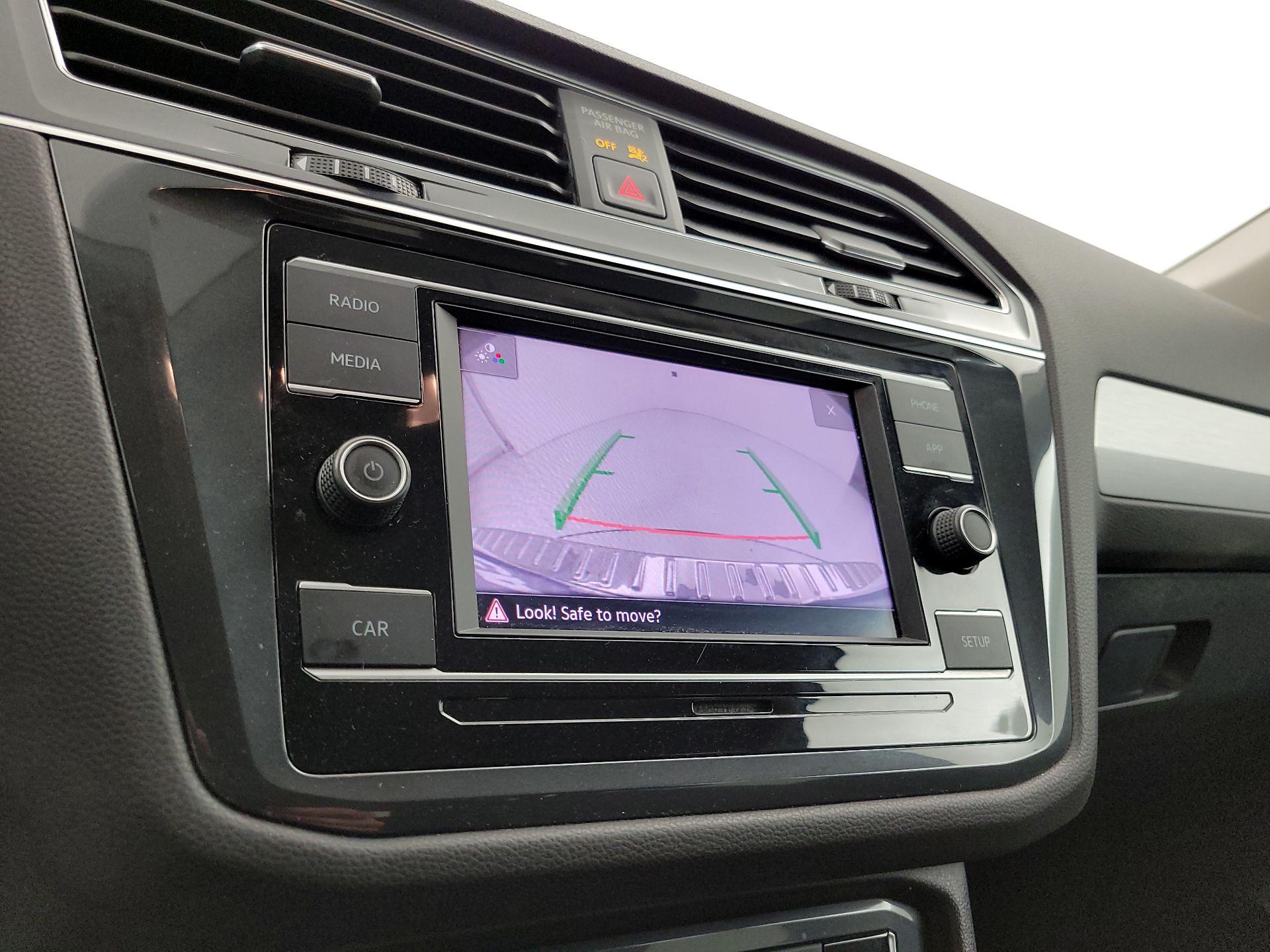 Thumbnail: 2019 Volkswagen Tiguan - 14