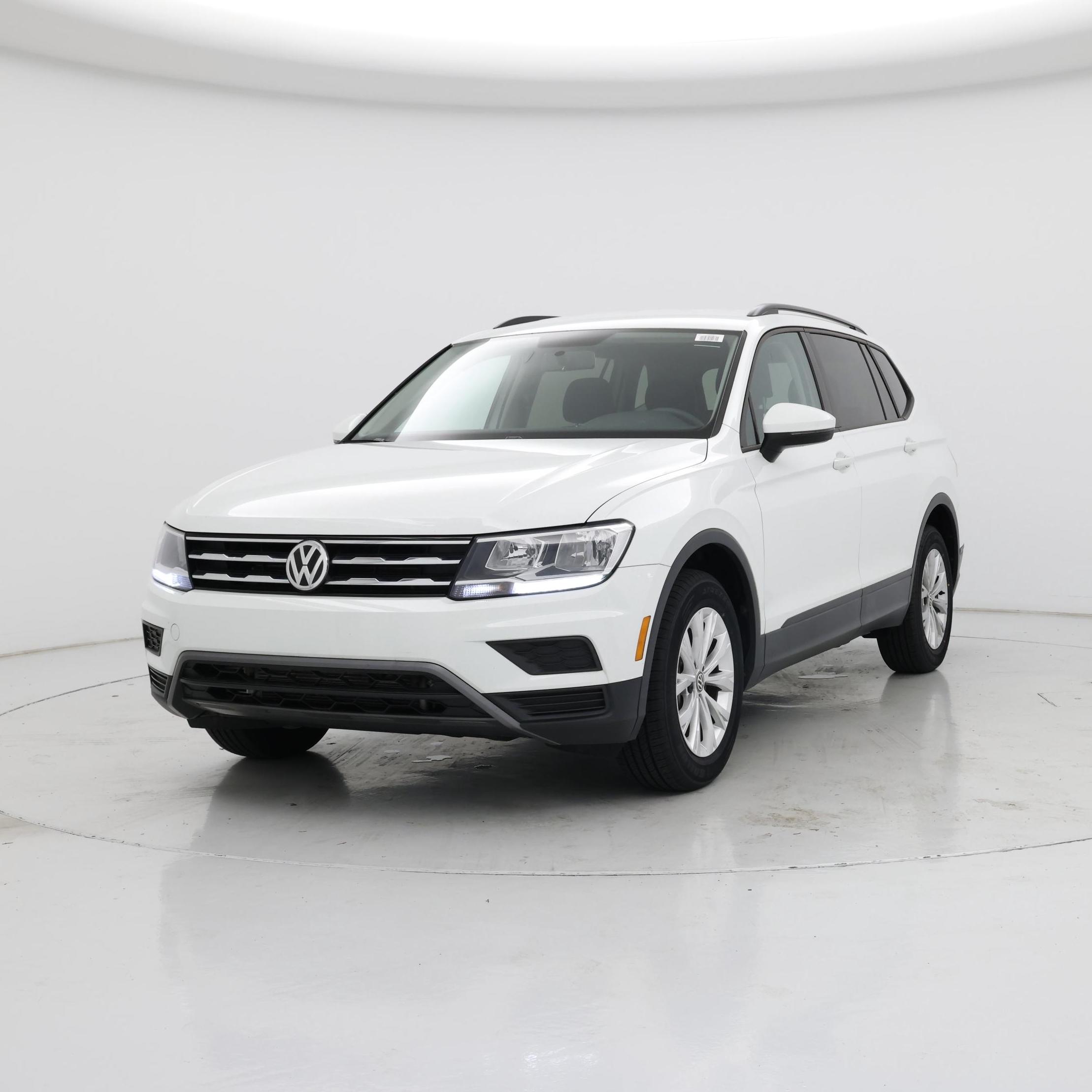 Thumbnail: 2019 Volkswagen Tiguan - 4
