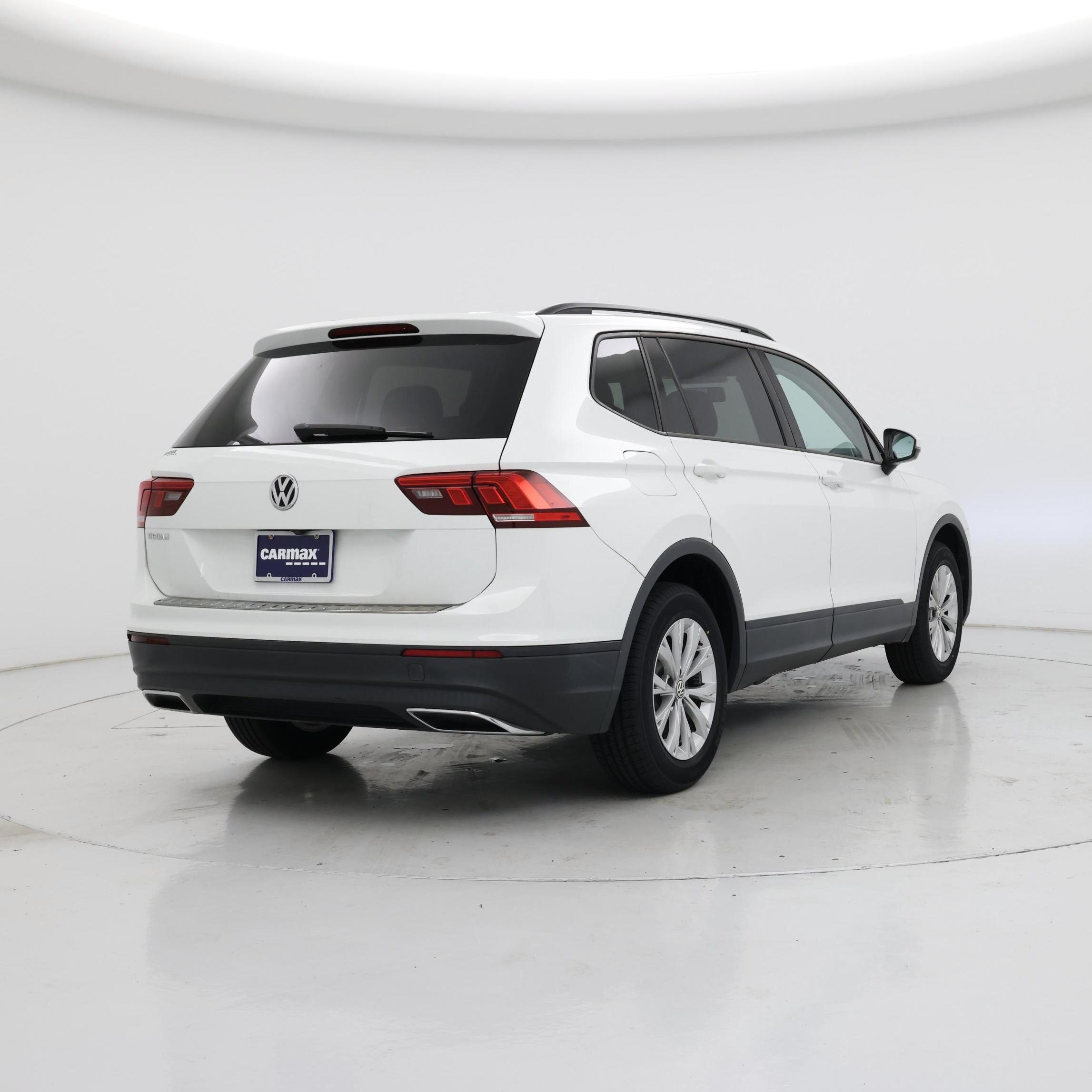 Thumbnail: 2019 Volkswagen Tiguan - 8