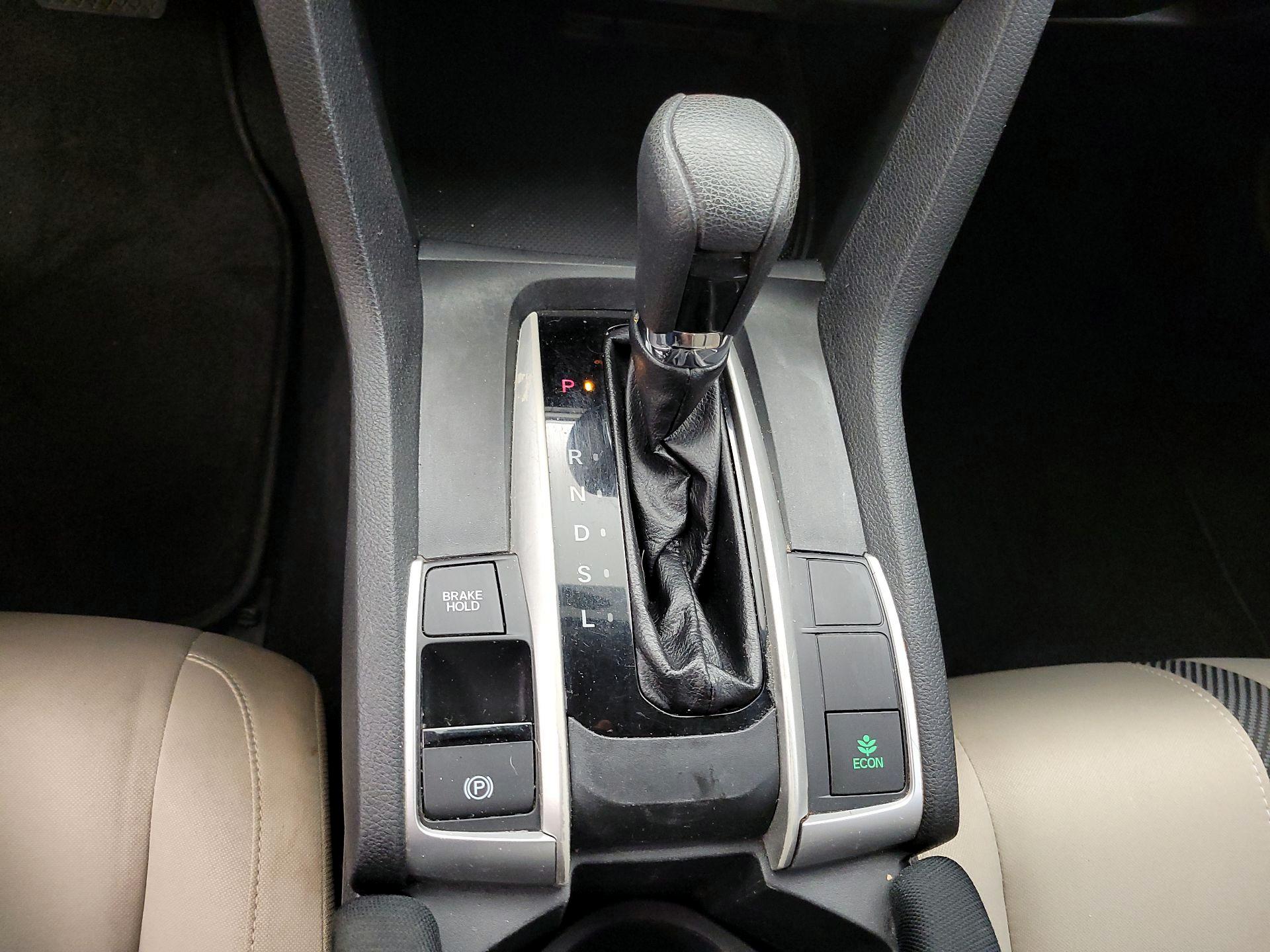 Thumbnail: 2016 Honda Civic - 17