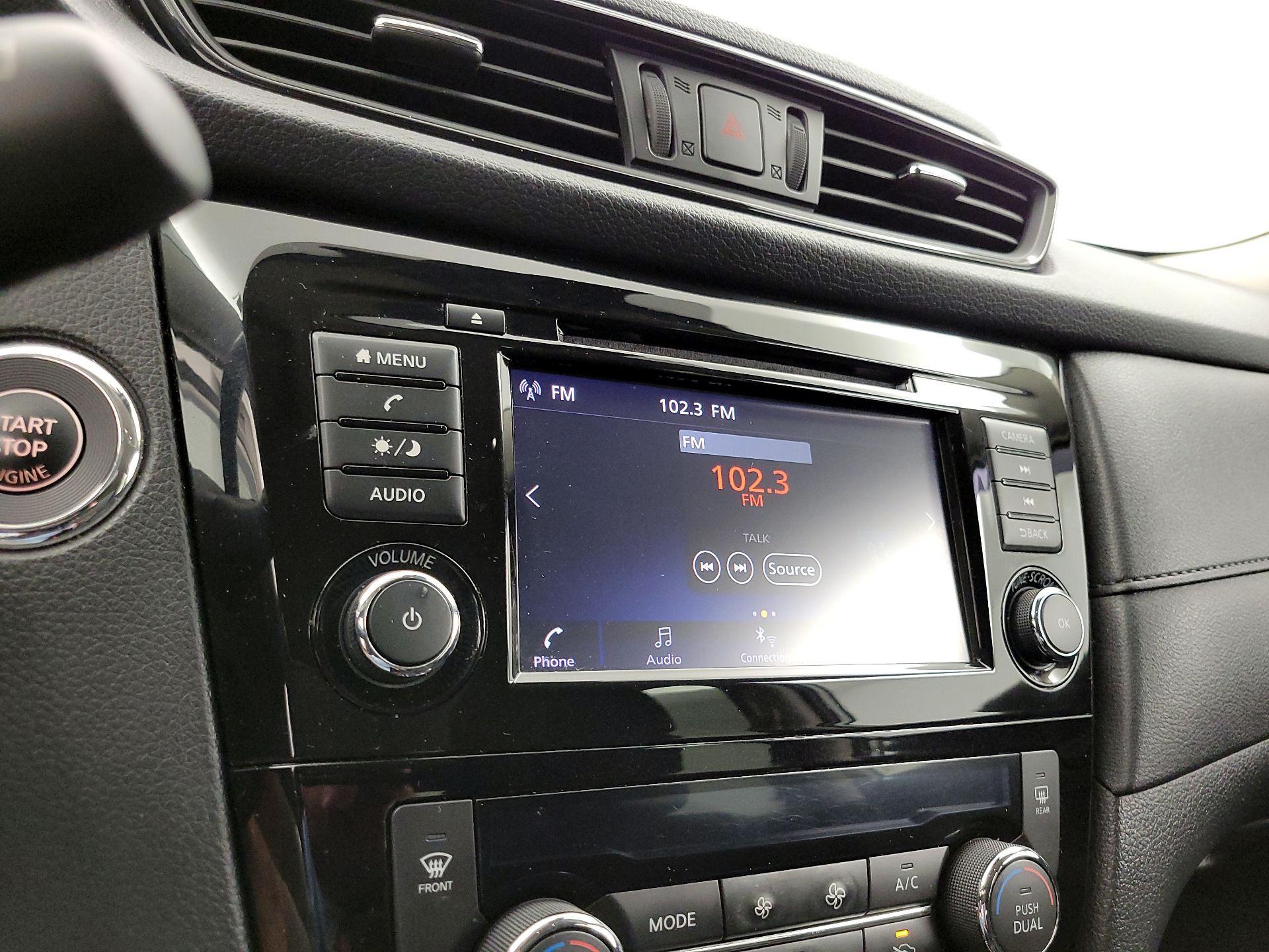 Thumbnail: 2019 Nissan Rogue - 15