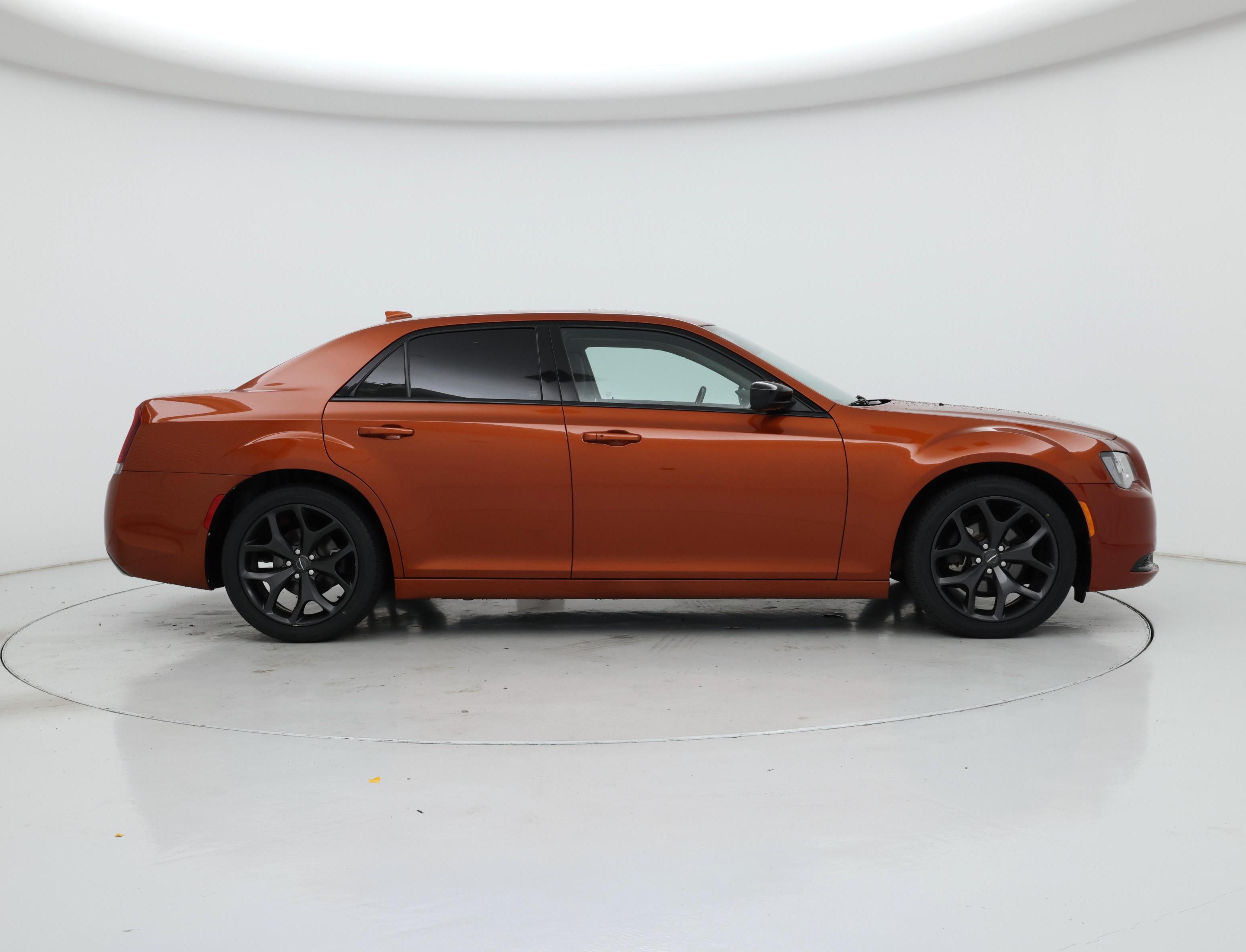 Thumbnail: 2021 Chrysler 300 - 7