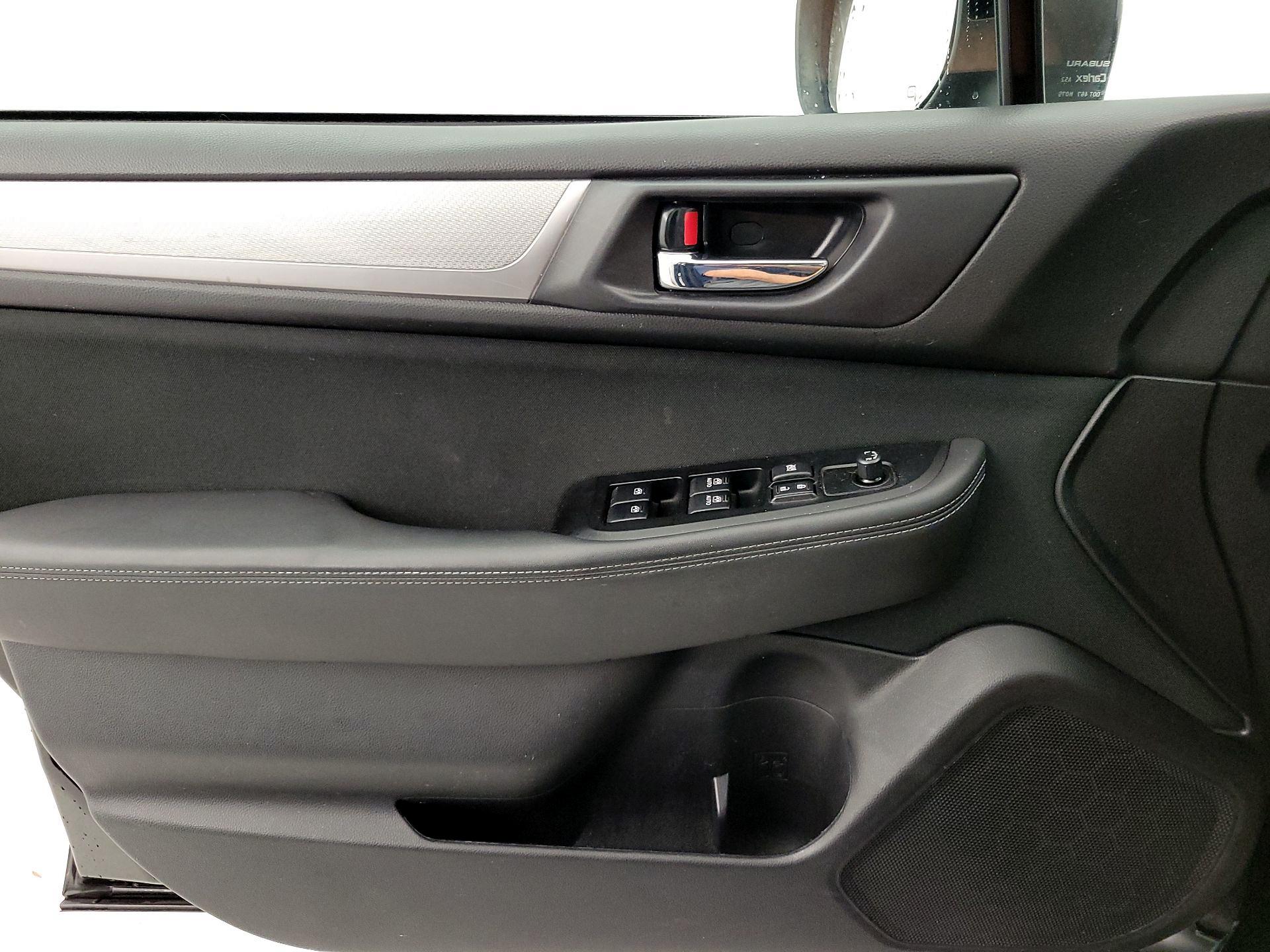 Thumbnail: 2019 Subaru Outback - 12