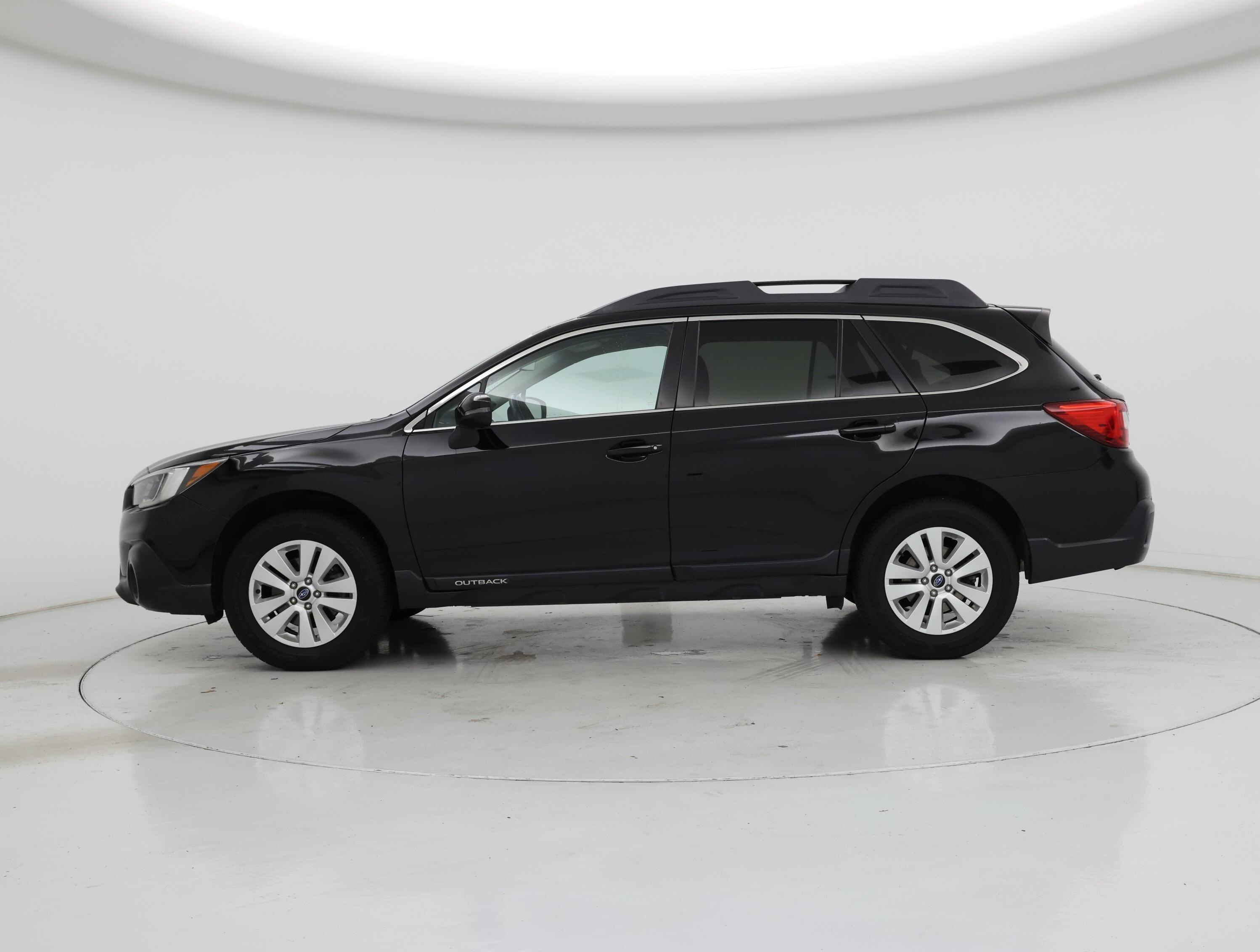 Thumbnail: 2019 Subaru Outback - 3