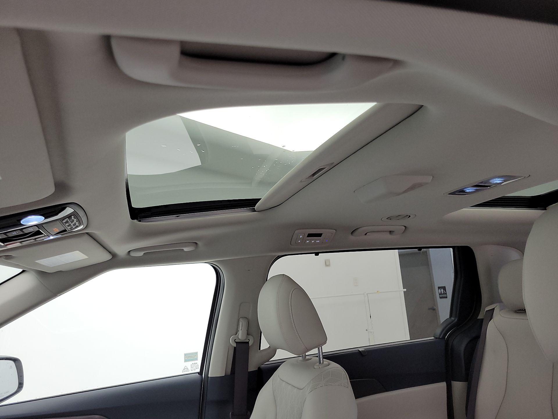 Thumbnail: 2025 Kia Carnival - 20
