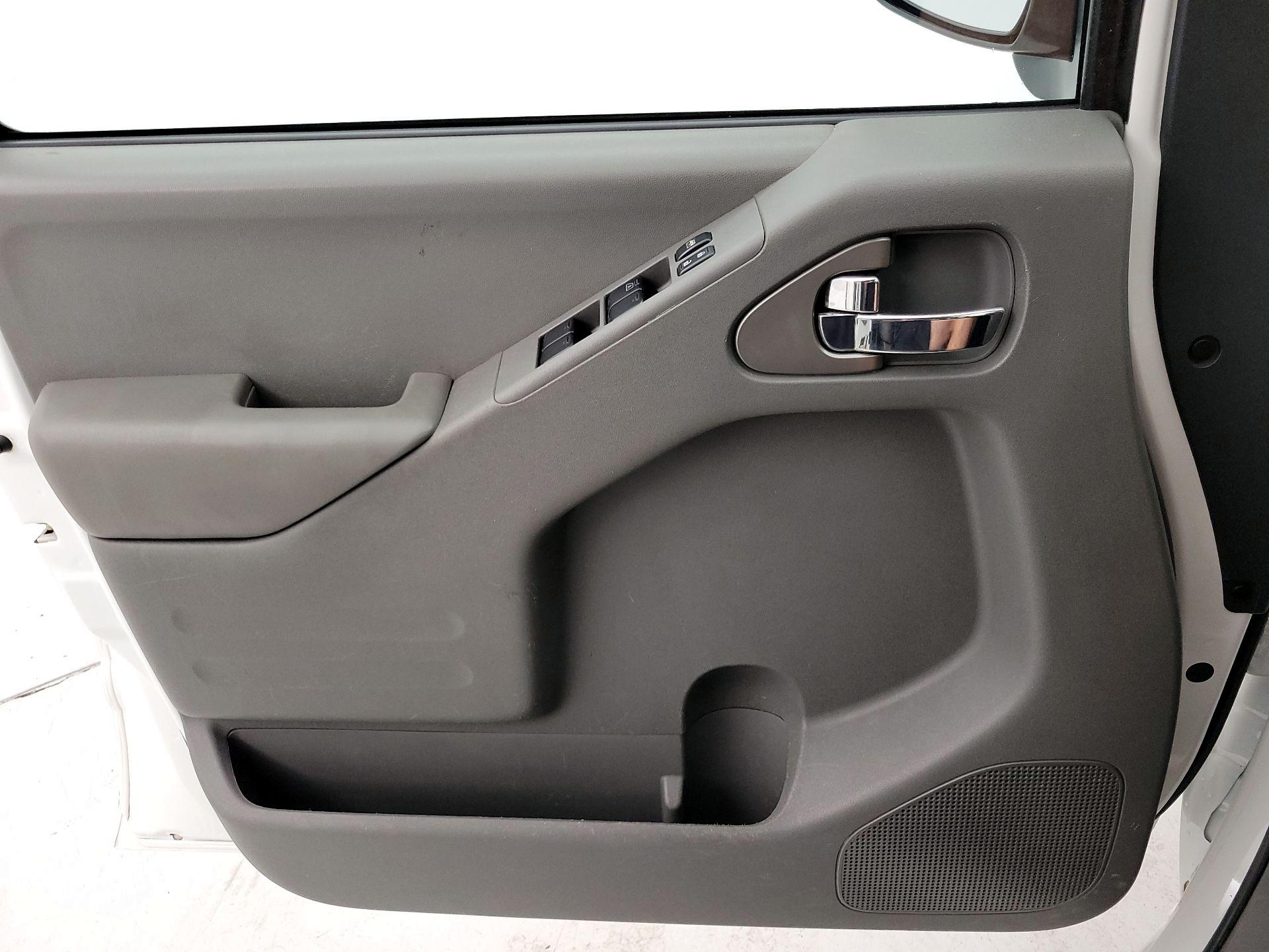 Thumbnail: 2019 Nissan Frontier - 12