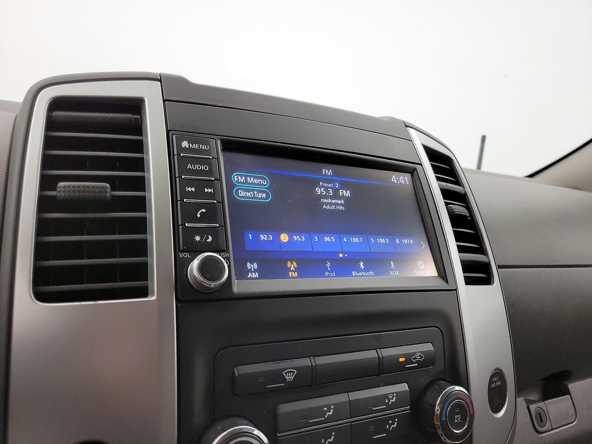 Thumbnail: 2019 Nissan Frontier - 15