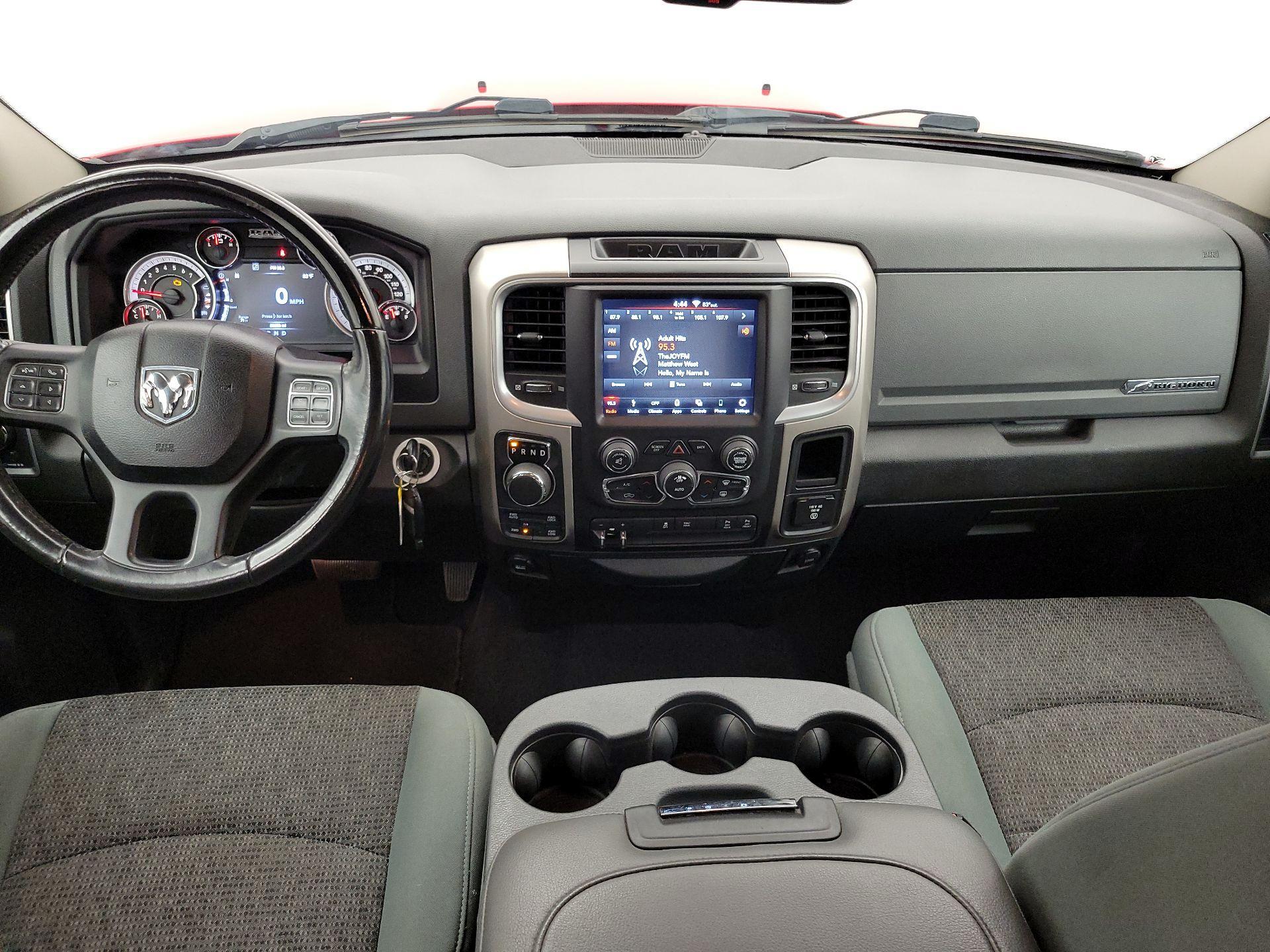 Thumbnail: 2019 RAM 1500 Classic - 9