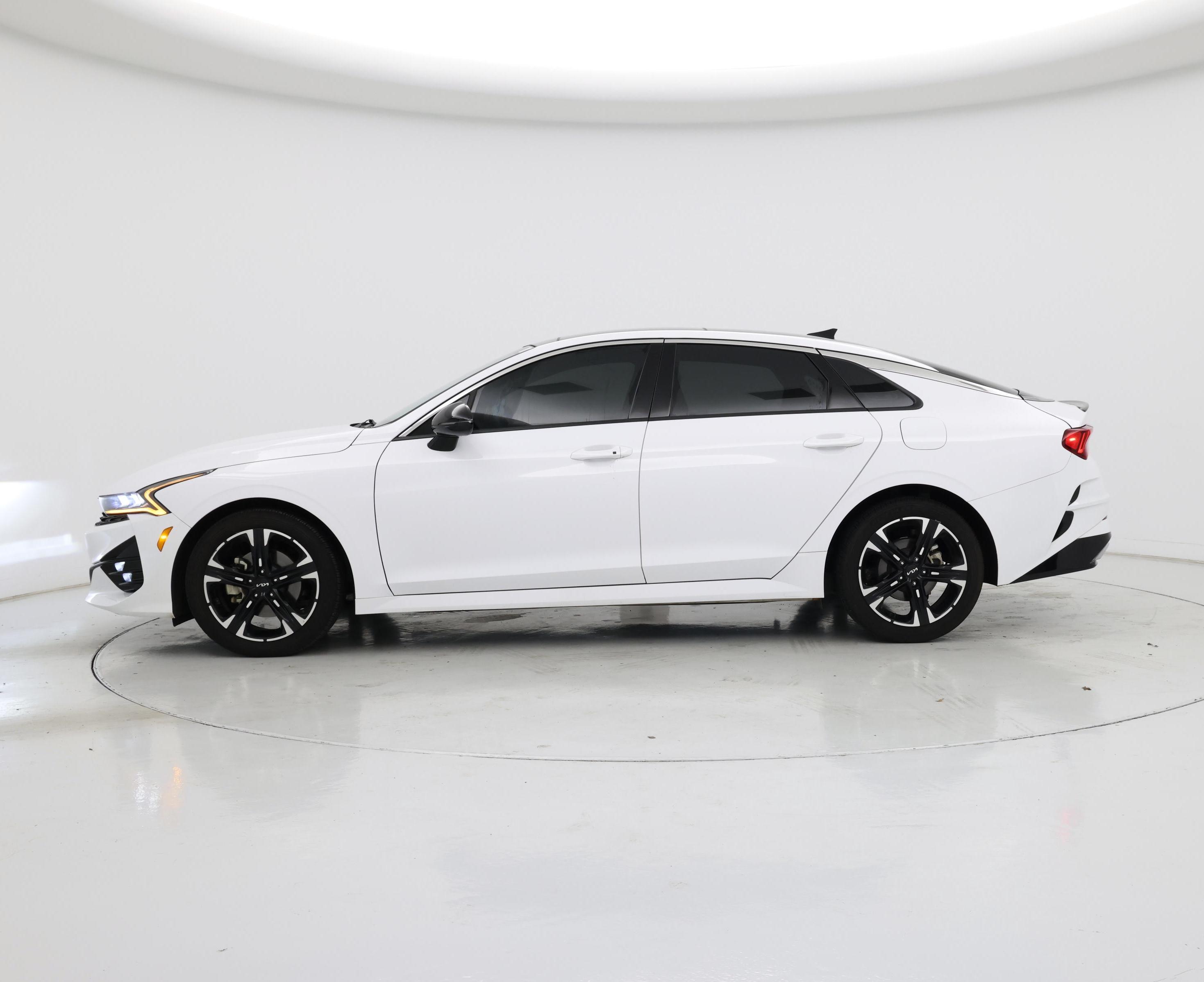 Thumbnail: 2023 Kia K5 - 3
