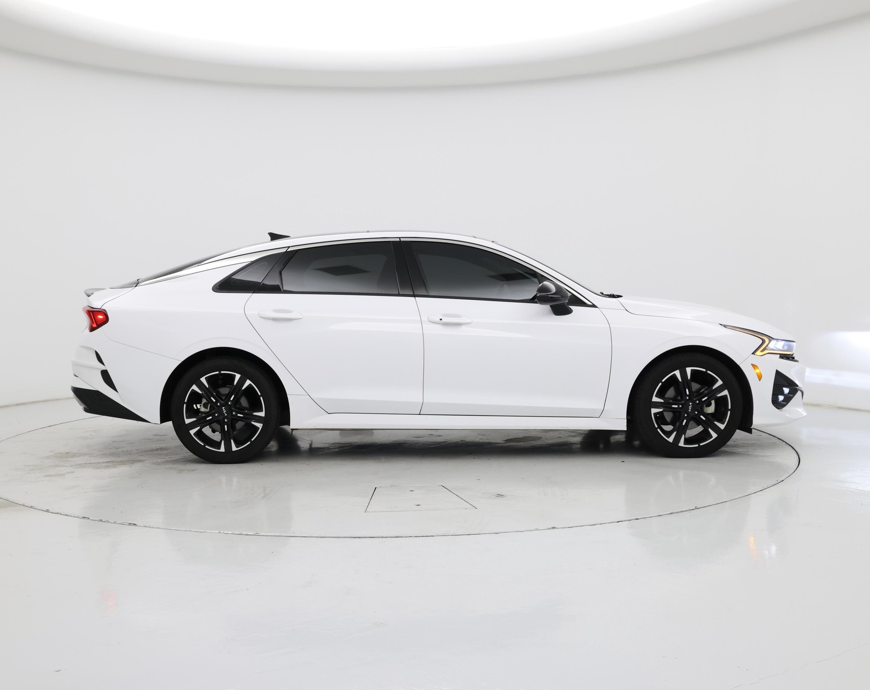 Thumbnail: 2023 Kia K5 - 7