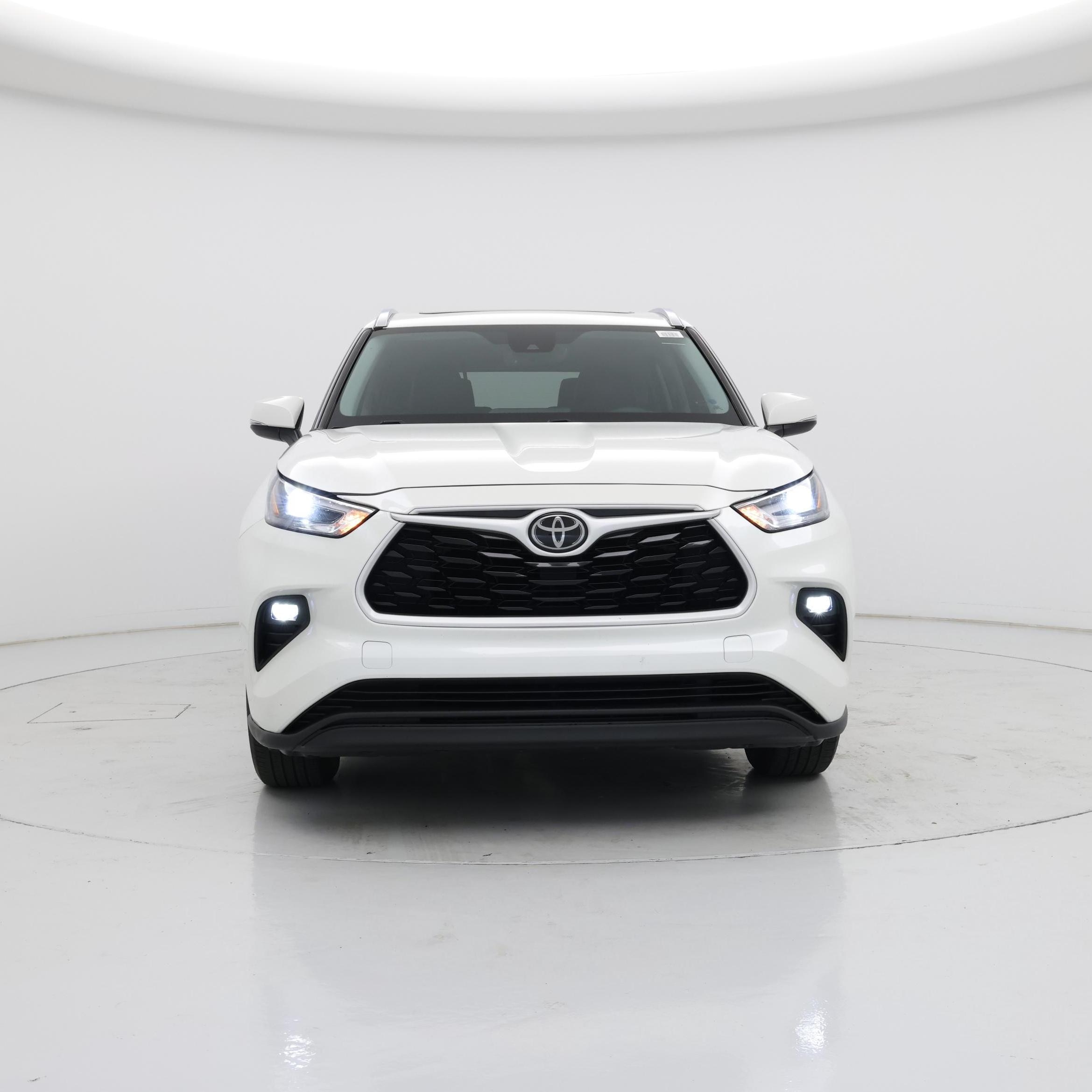 Thumbnail: 2021 Toyota Highlander - 5