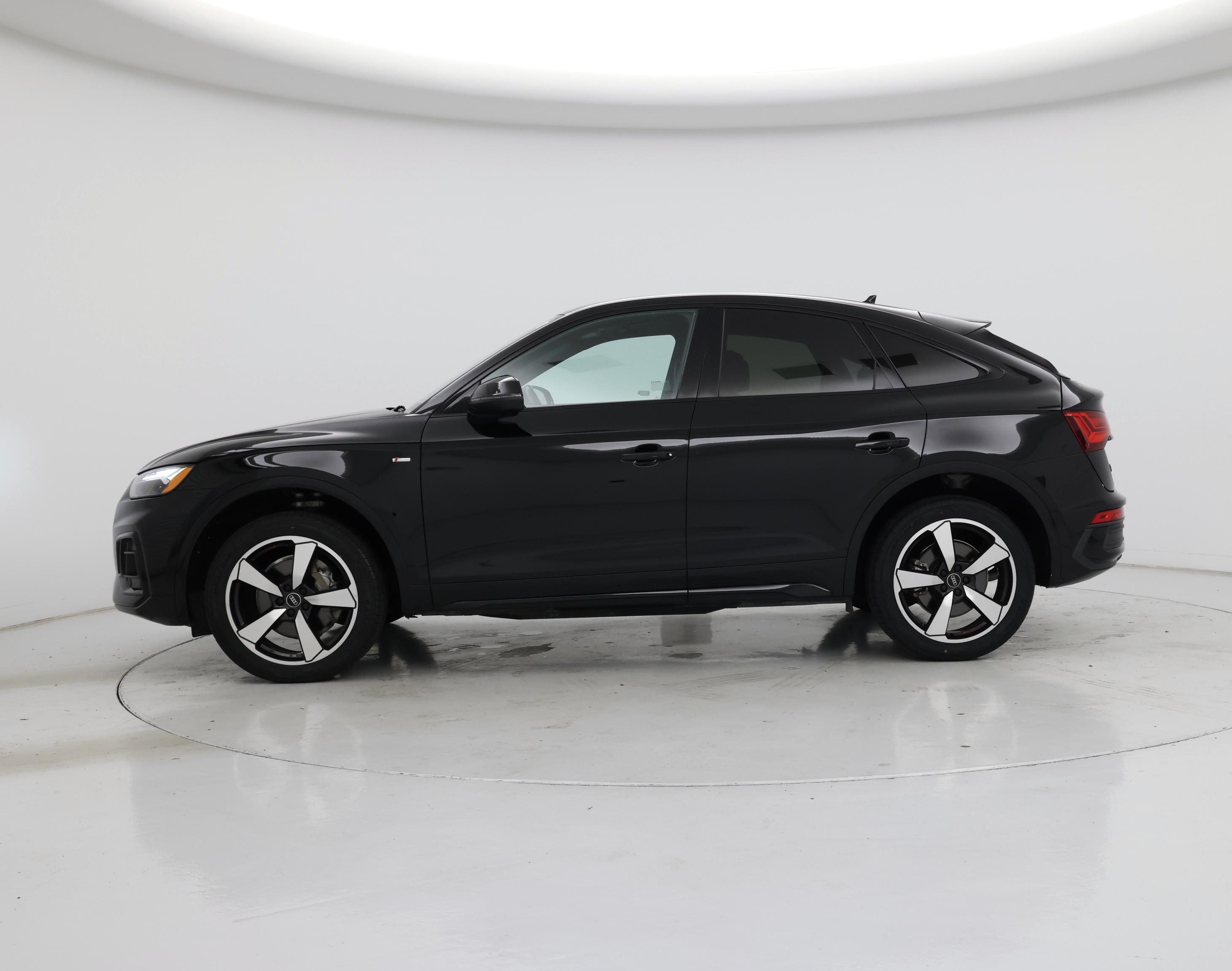 Thumbnail: 2022 Audi Q5 - 3
