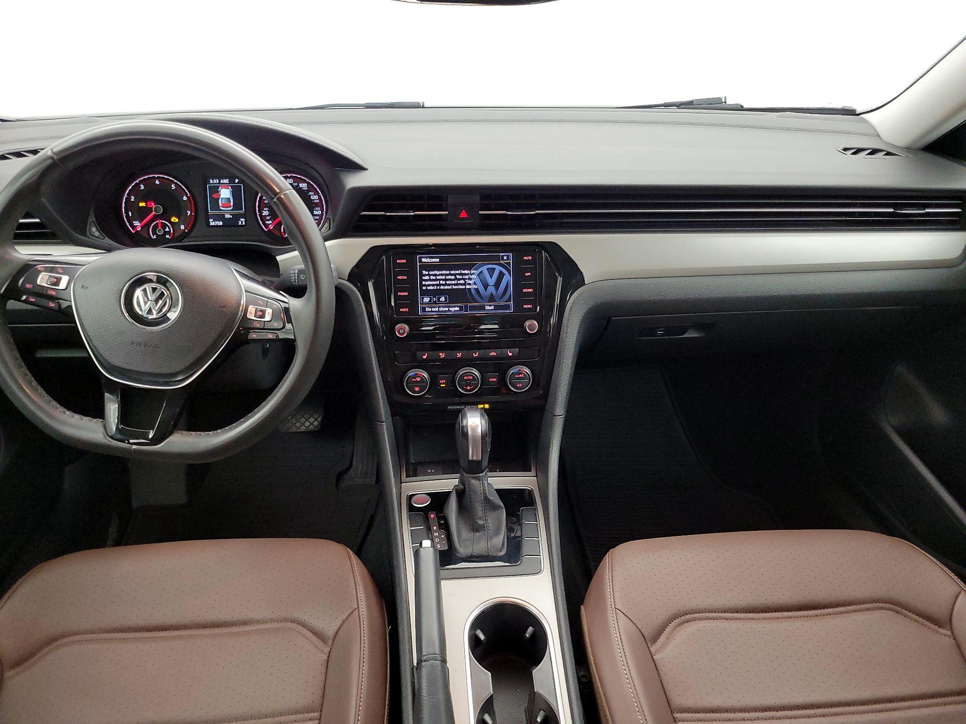Thumbnail: 2021 Volkswagen Passat - 9