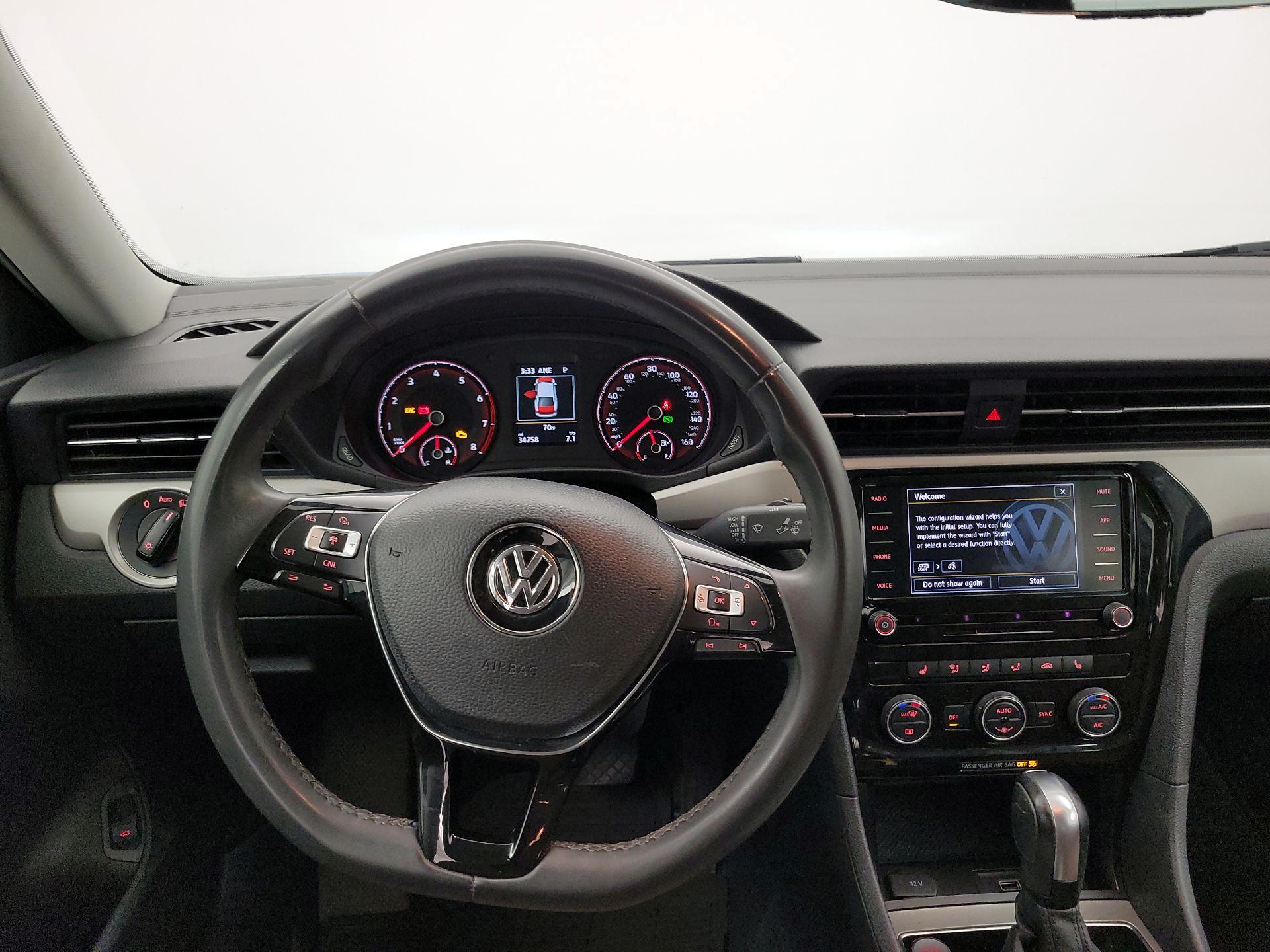 Thumbnail: 2021 Volkswagen Passat - 10