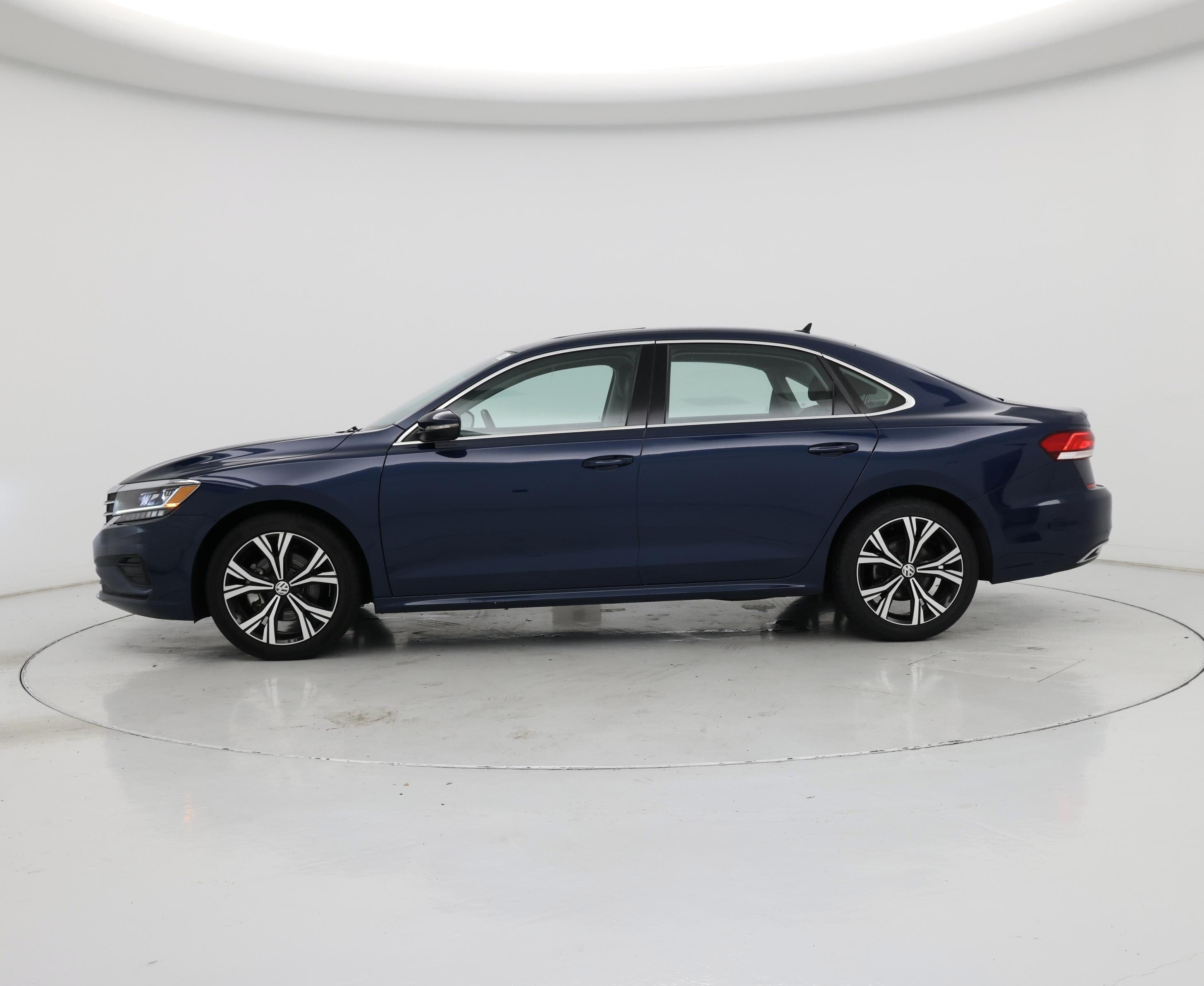 Thumbnail: 2021 Volkswagen Passat - 3