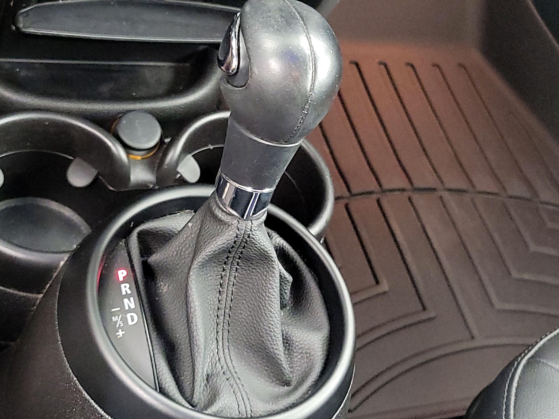 Thumbnail: 2015 MINI Cooper Countryman - 15