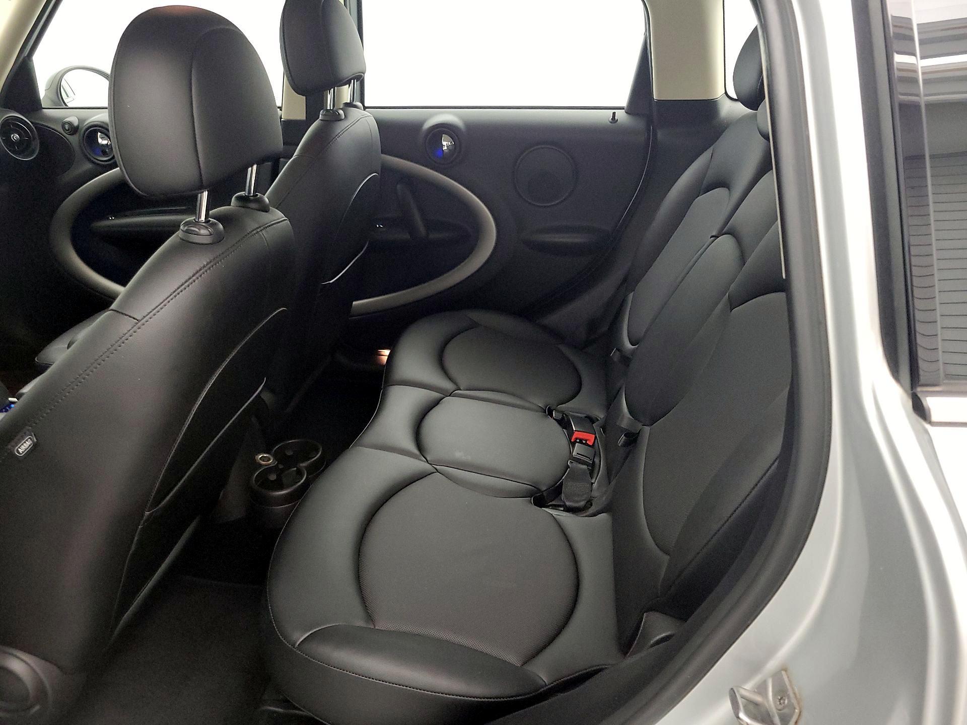 Thumbnail: 2015 MINI Cooper Countryman - 17