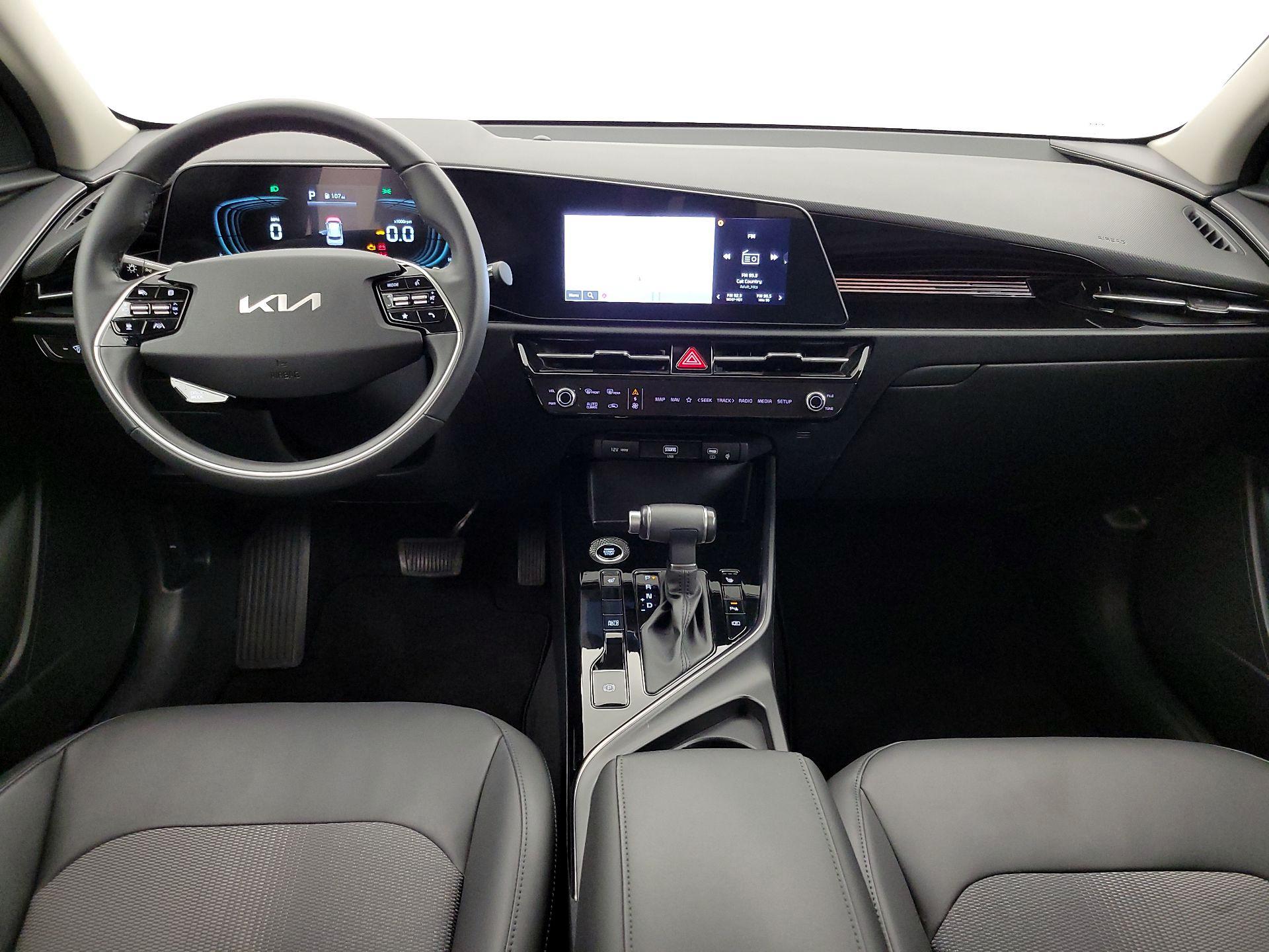 Thumbnail: 2023 Kia Niro - 9