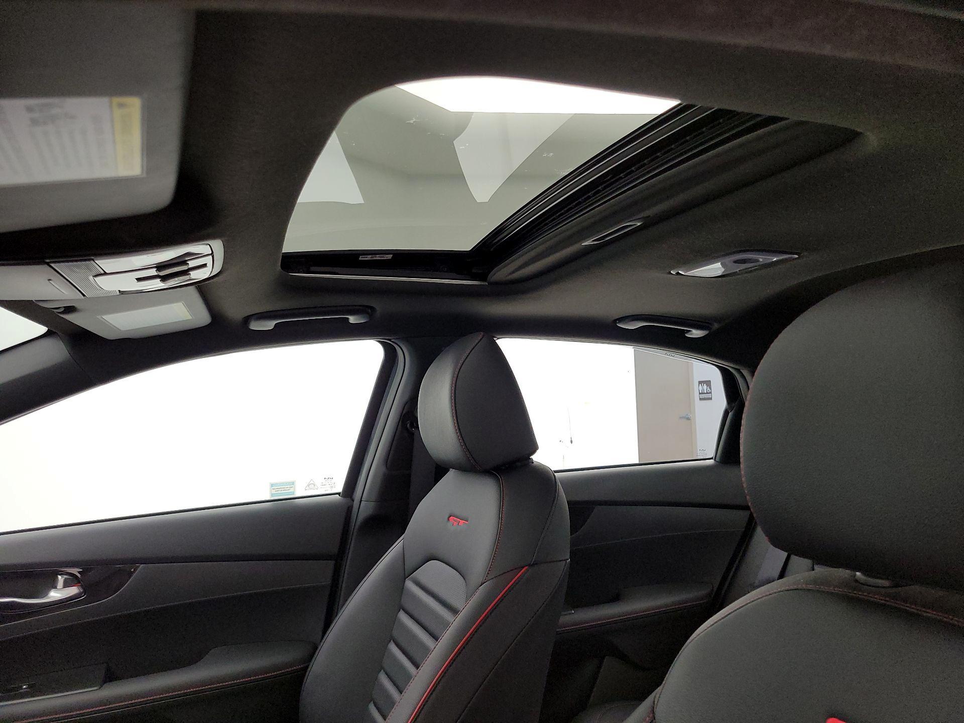 Thumbnail: 2024 Kia Forte - 20