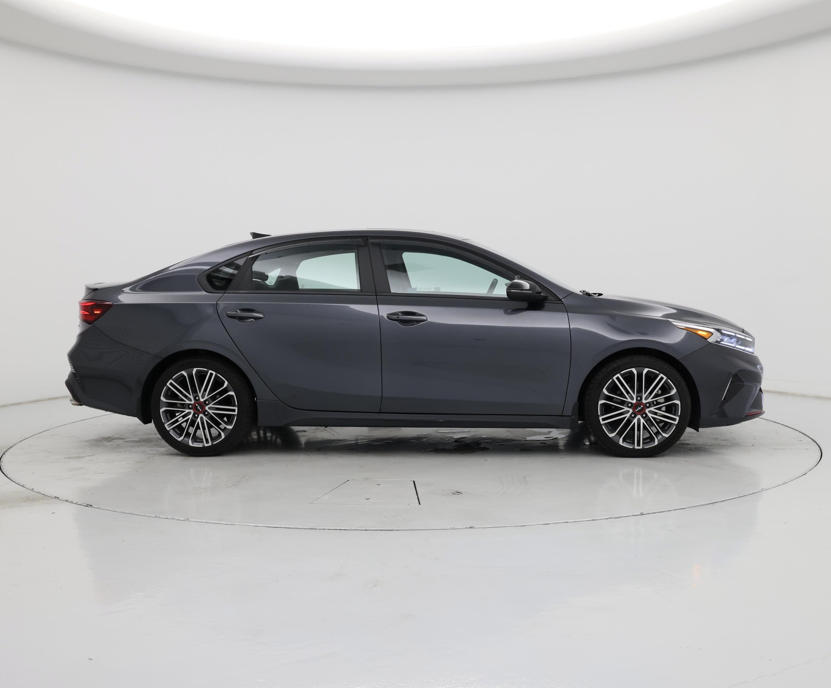 Thumbnail: 2024 Kia Forte - 7