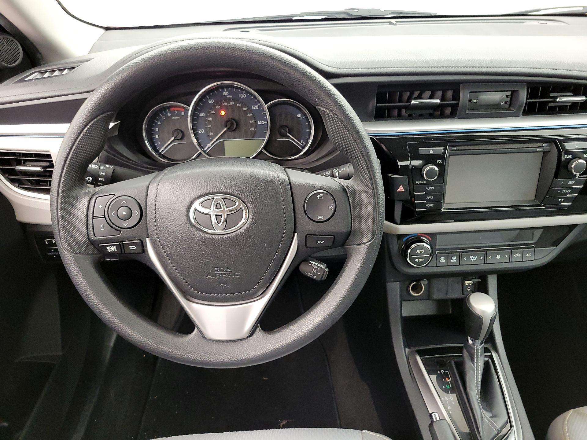 Thumbnail: 2016 Toyota Corolla - 10