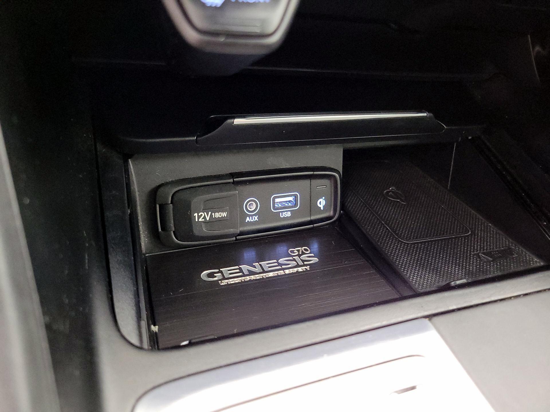 Thumbnail: 2019 Genesis G70 - 19