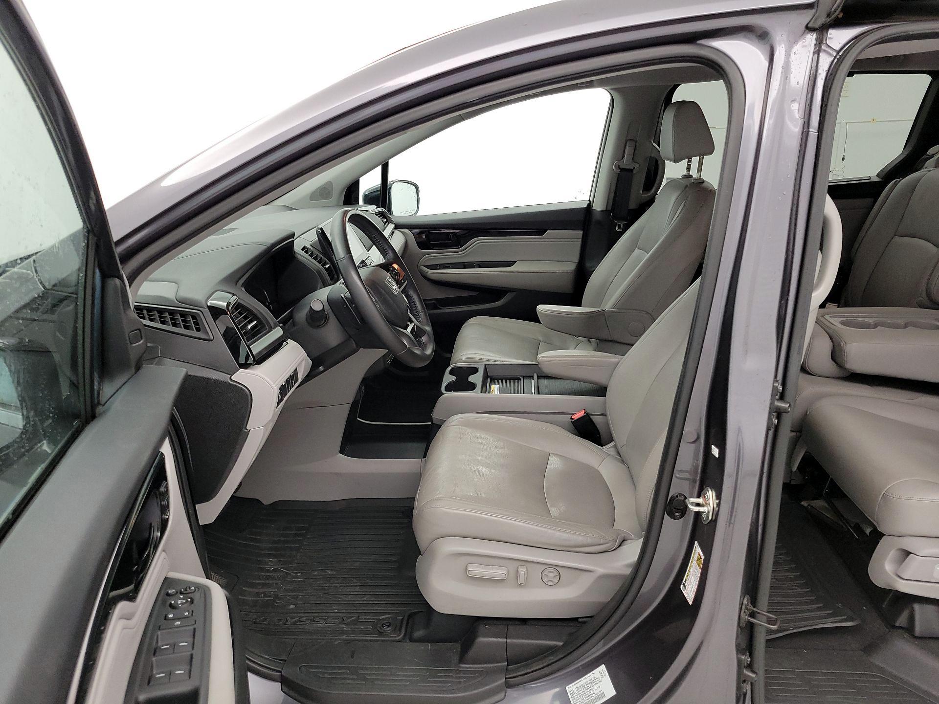 Thumbnail: 2019 Honda Odyssey - 11
